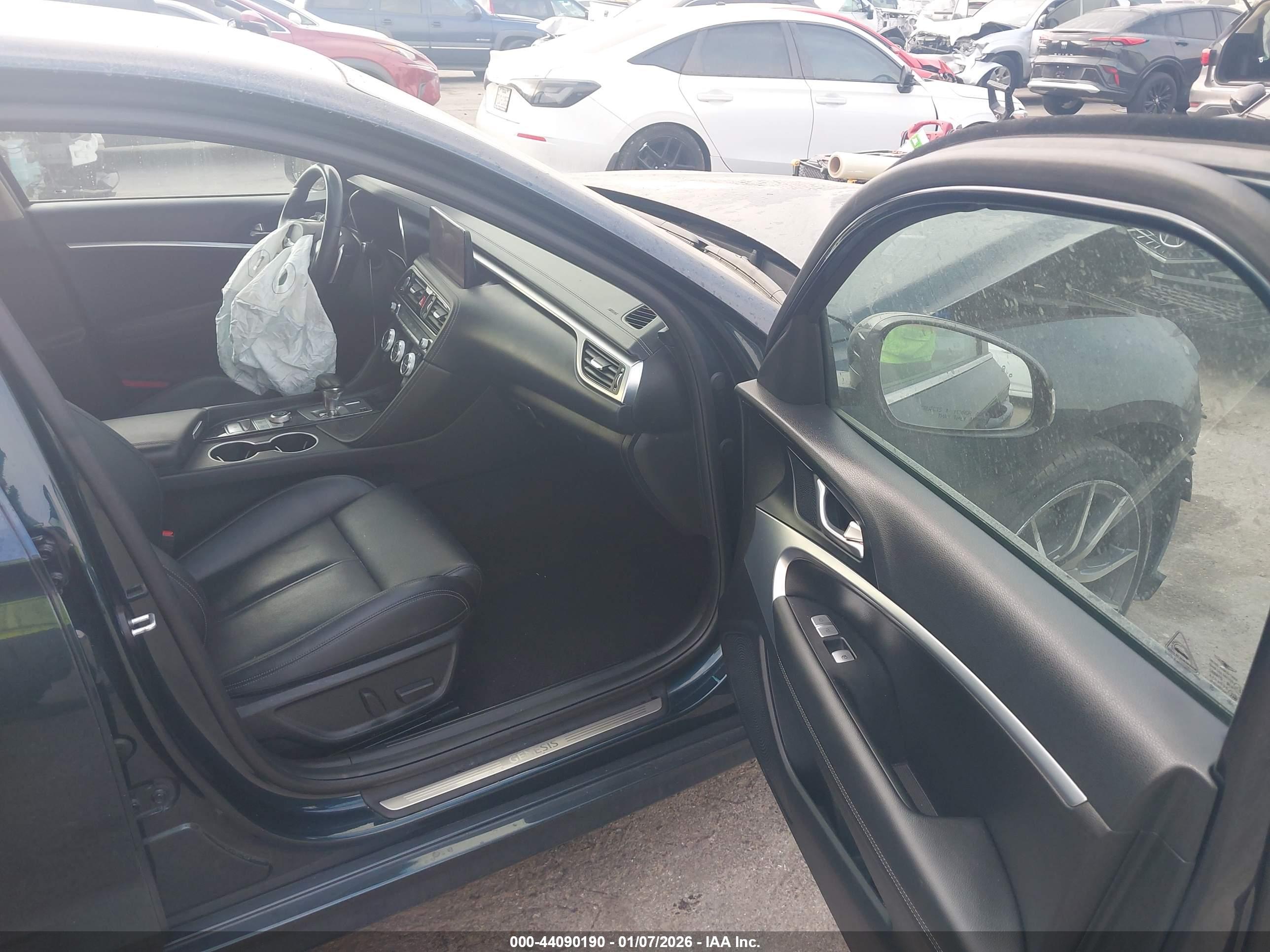 GENESIS G70 image 5