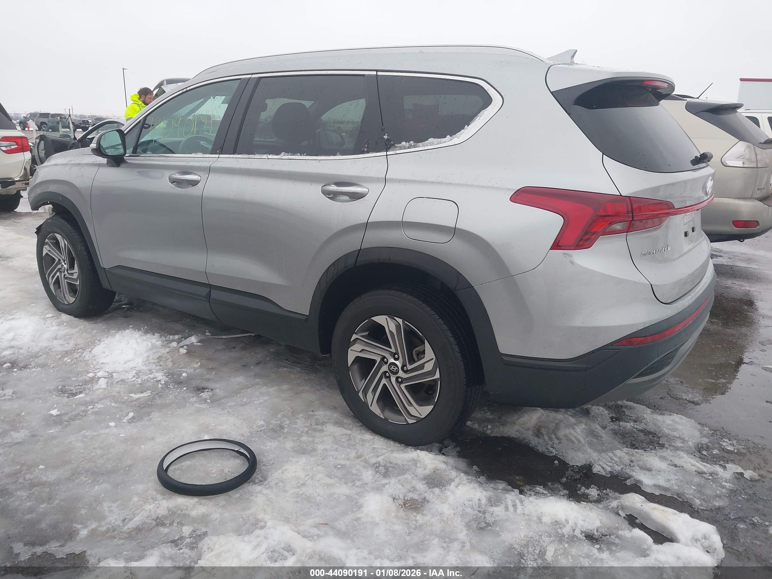 HYUNDAI SANTA image 3
