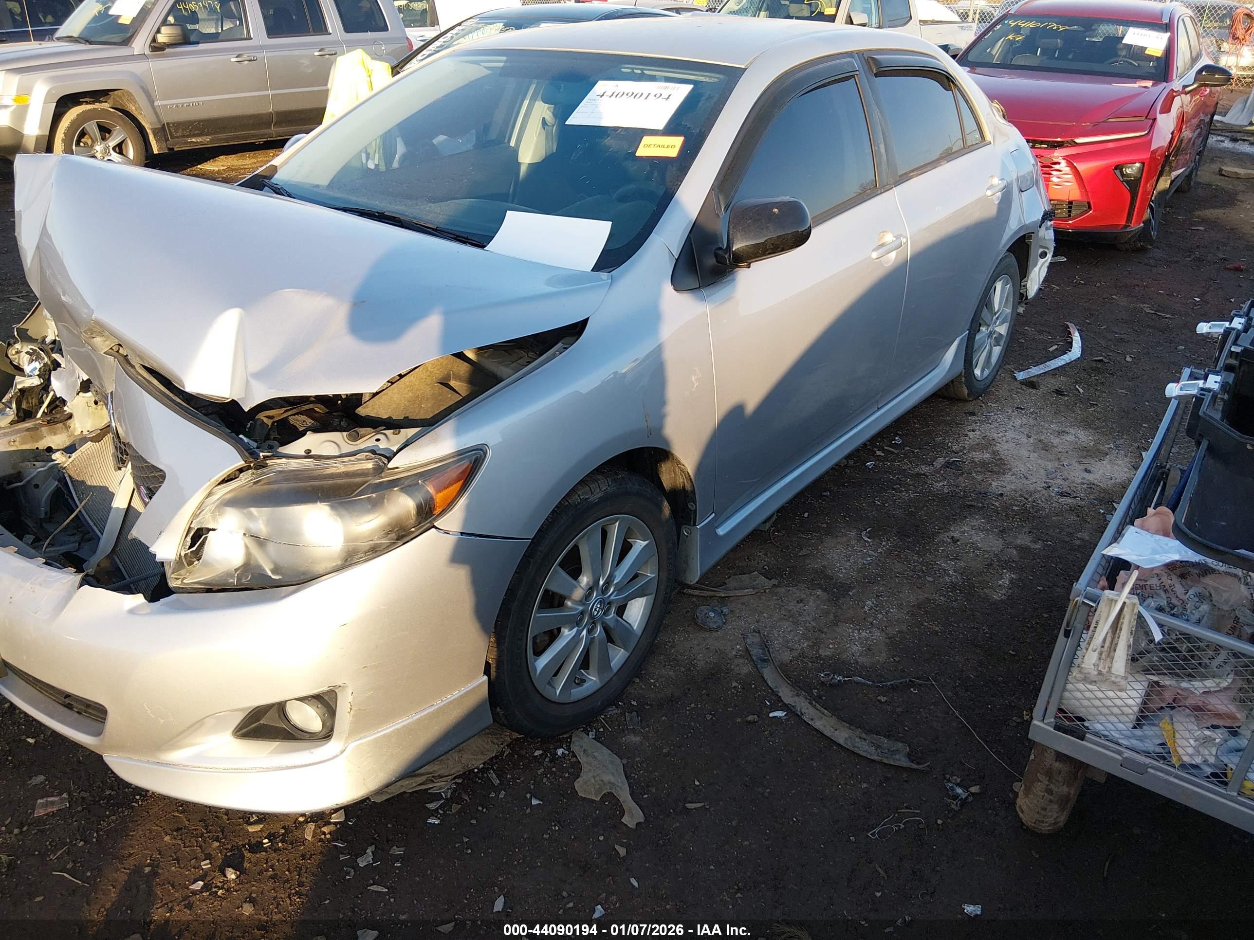 TOYOTA COROLLA image 2