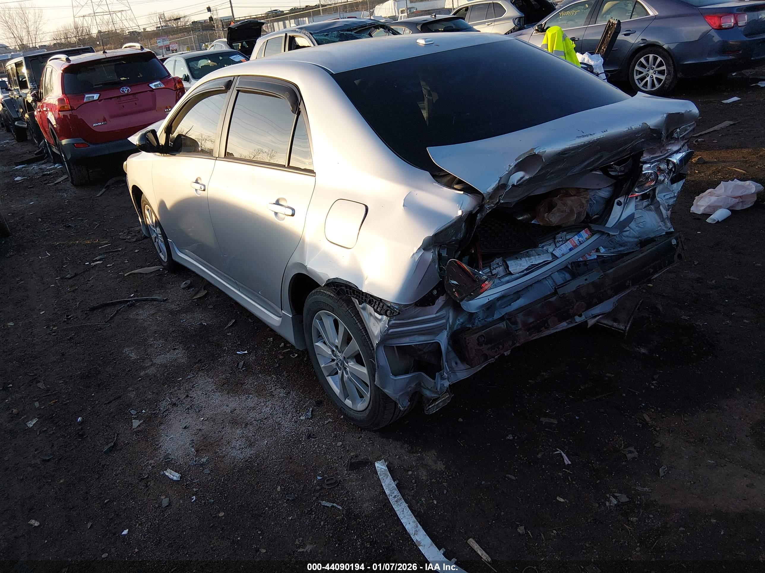 TOYOTA COROLLA image 3