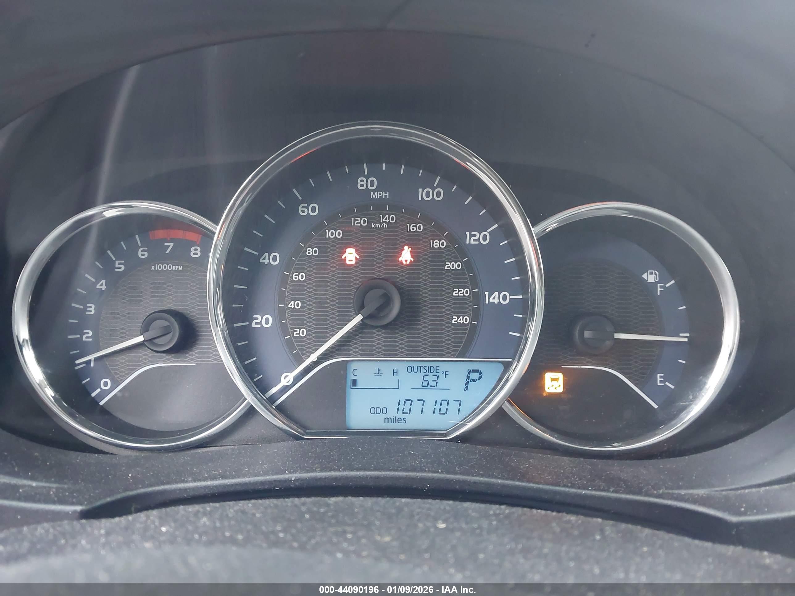 TOYOTA COROLLA image 7
