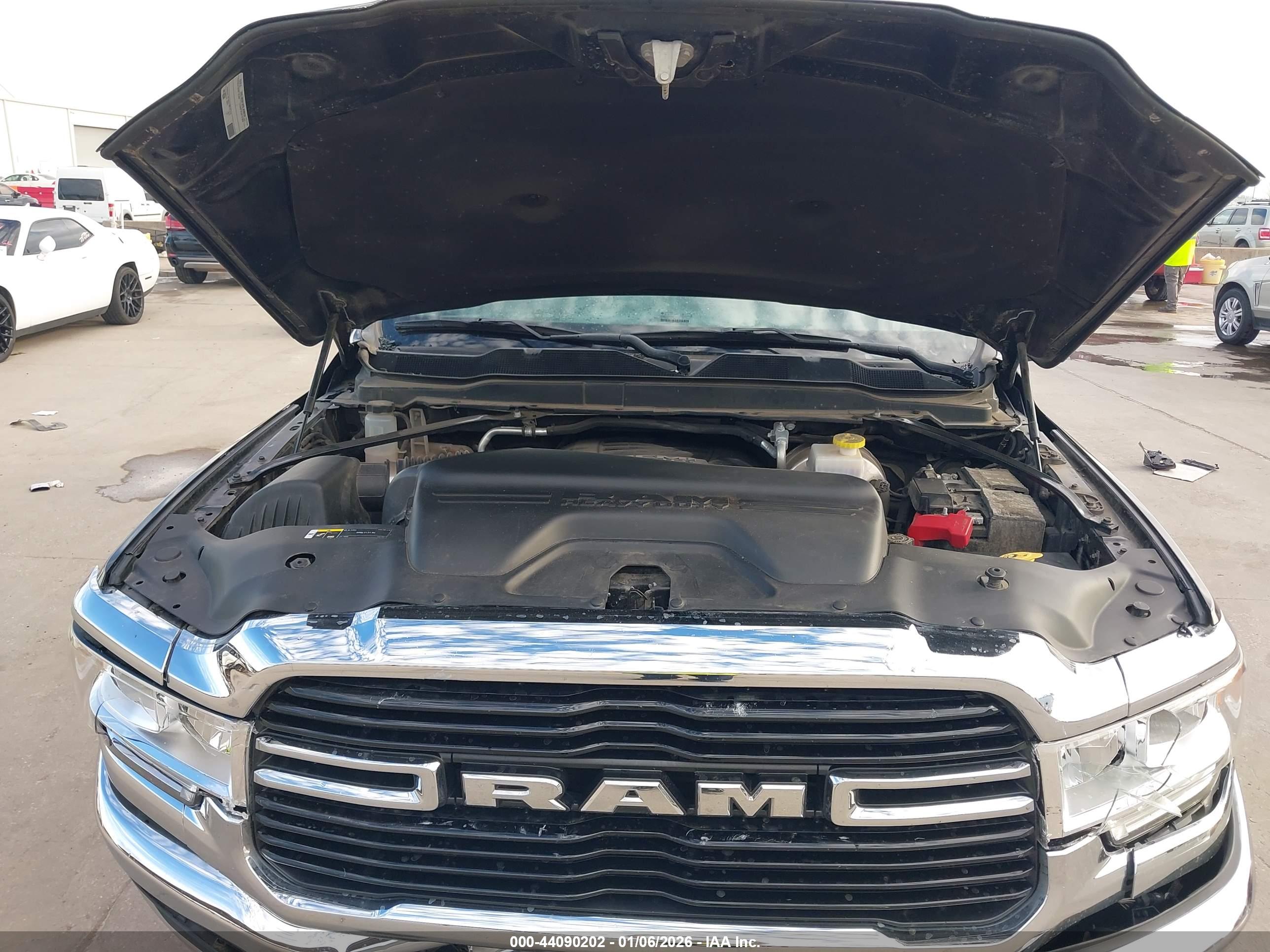 RAM 2500 image 10