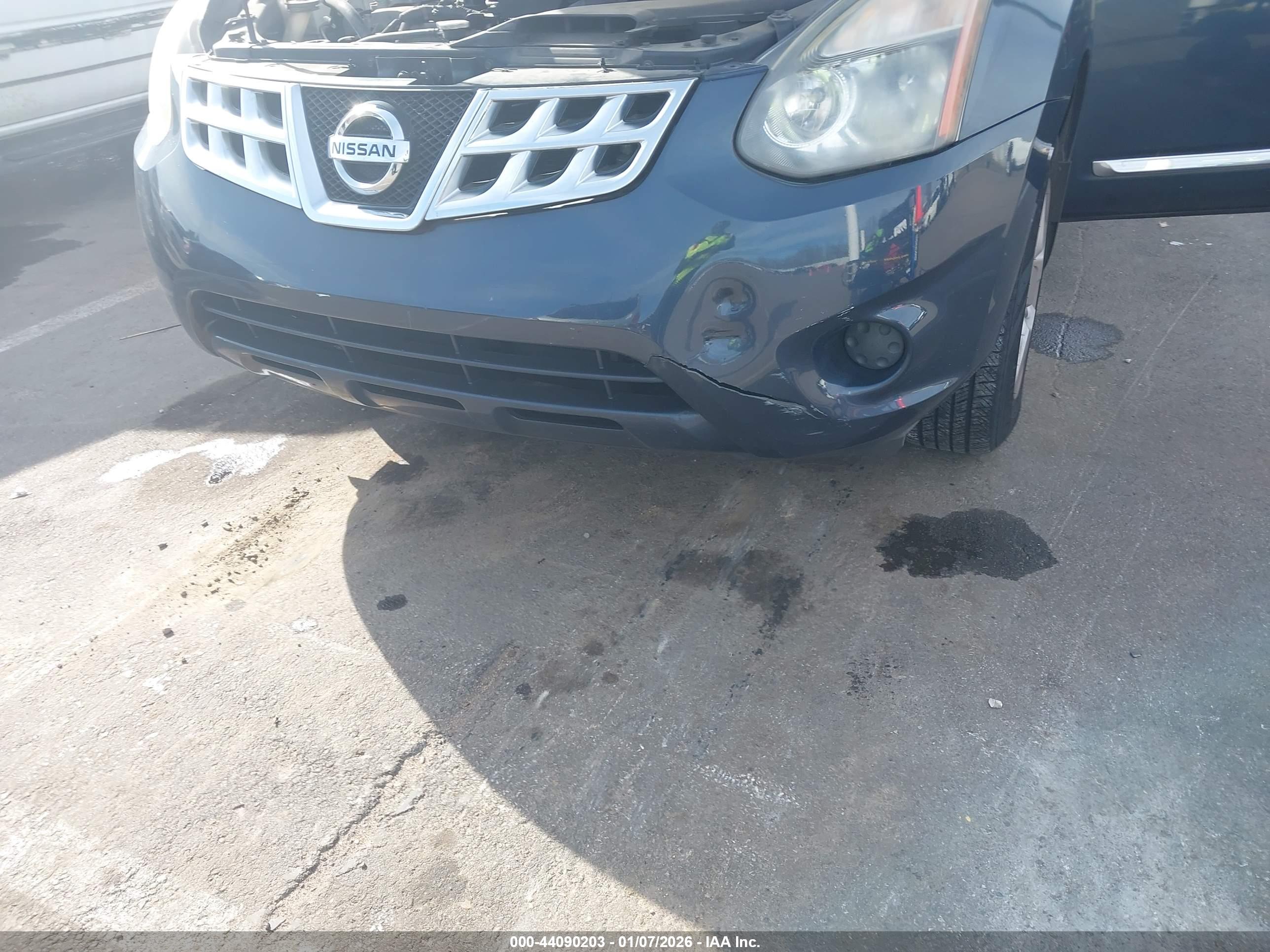 NISSAN ROGUE image 6