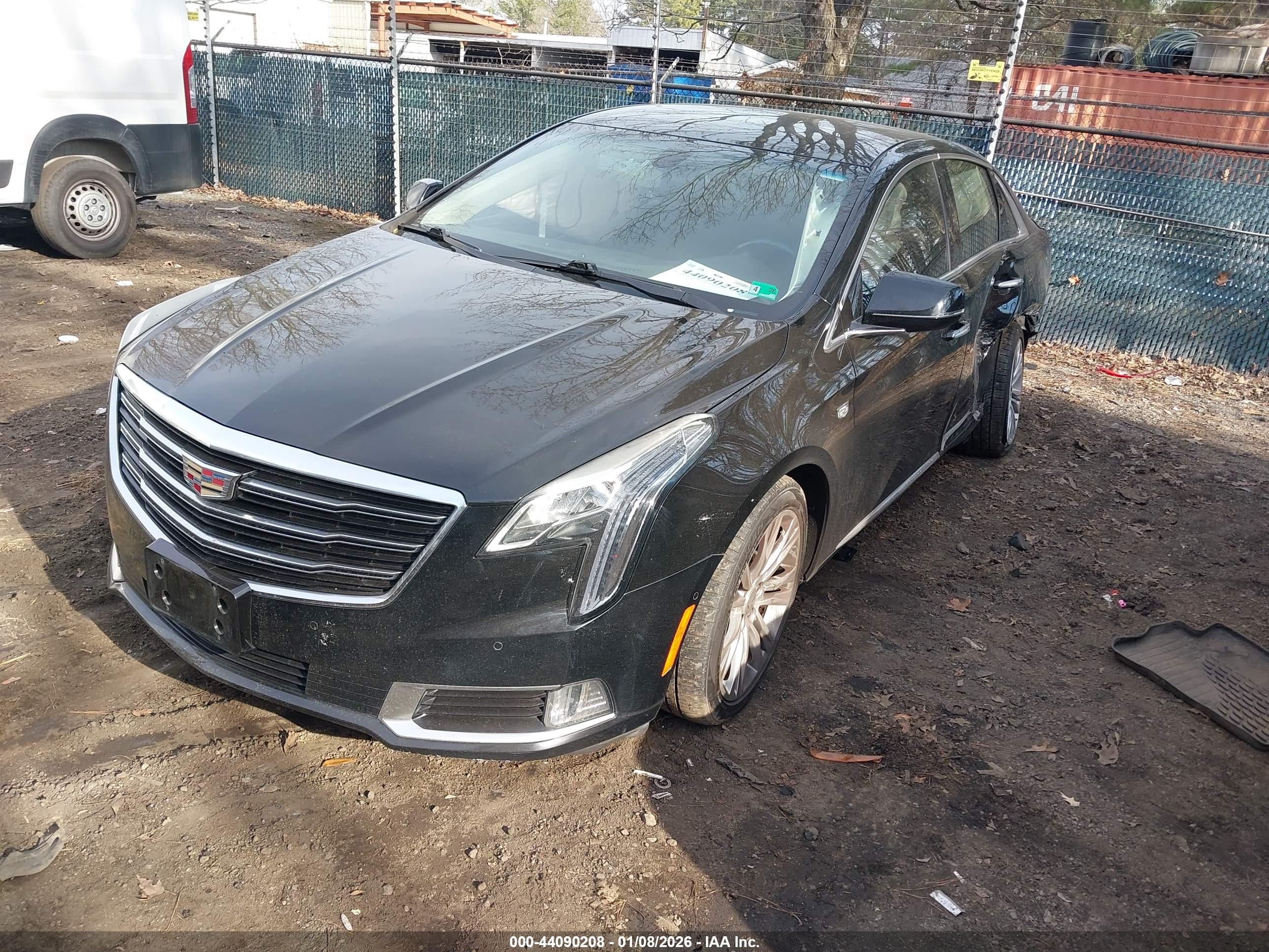 CADILLAC XTS image 2
