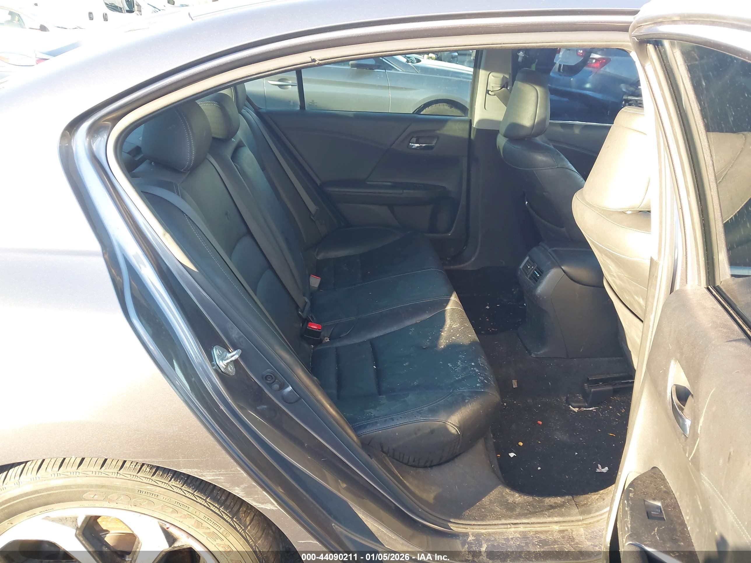 HONDA ACCORD image 8