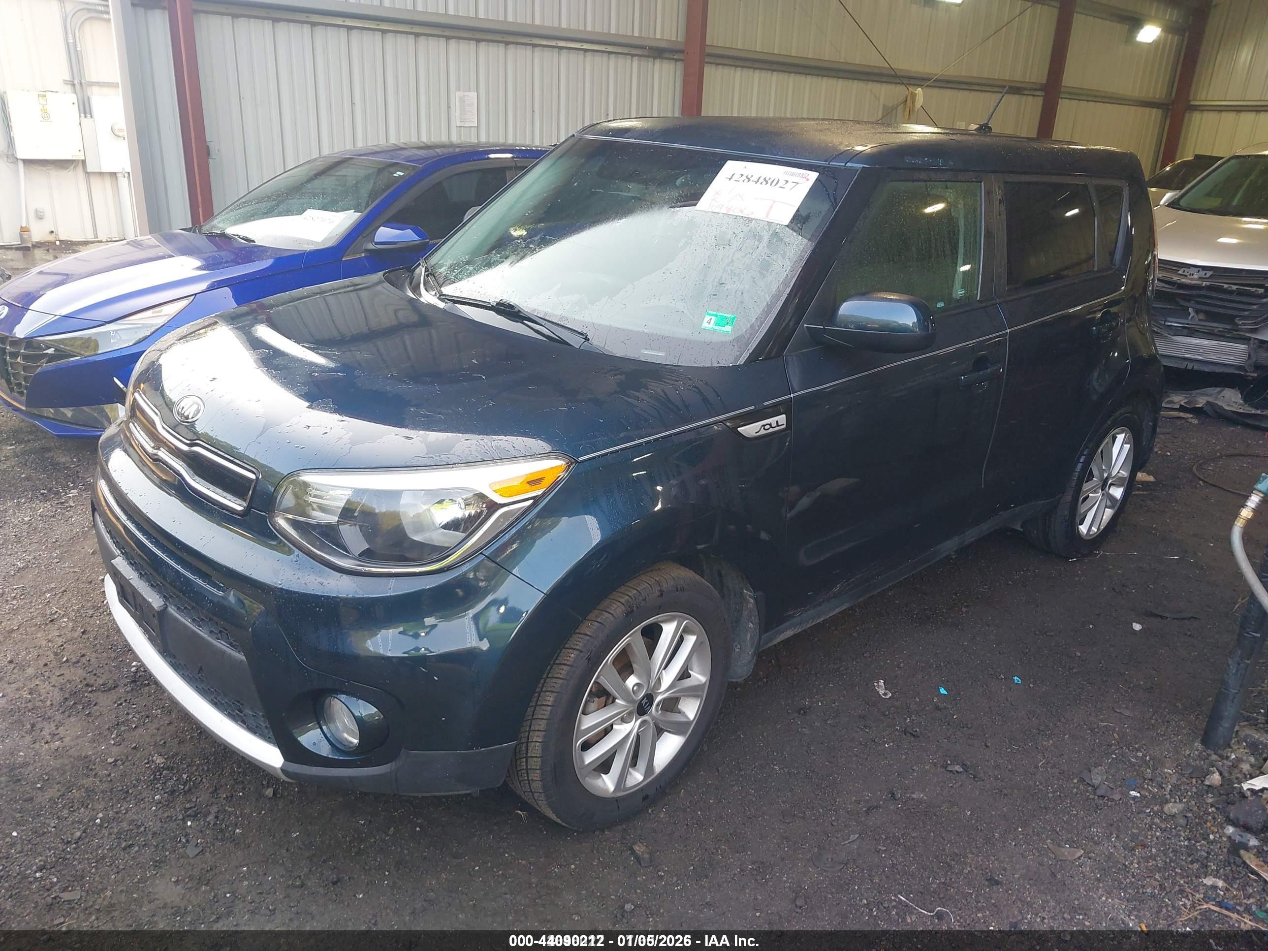KIA SOUL image 2