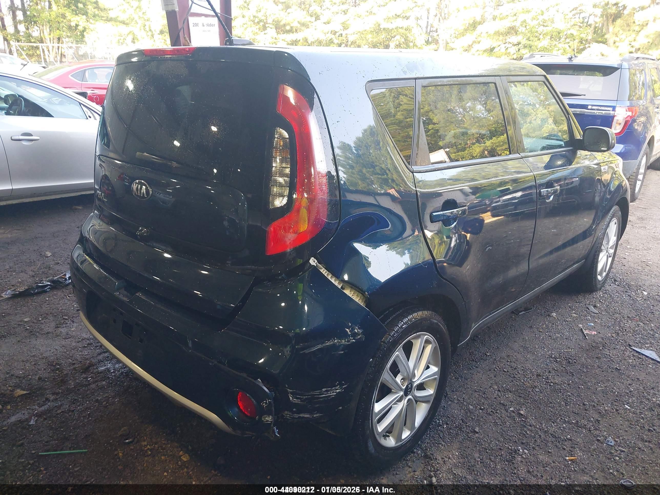 KIA SOUL image 6