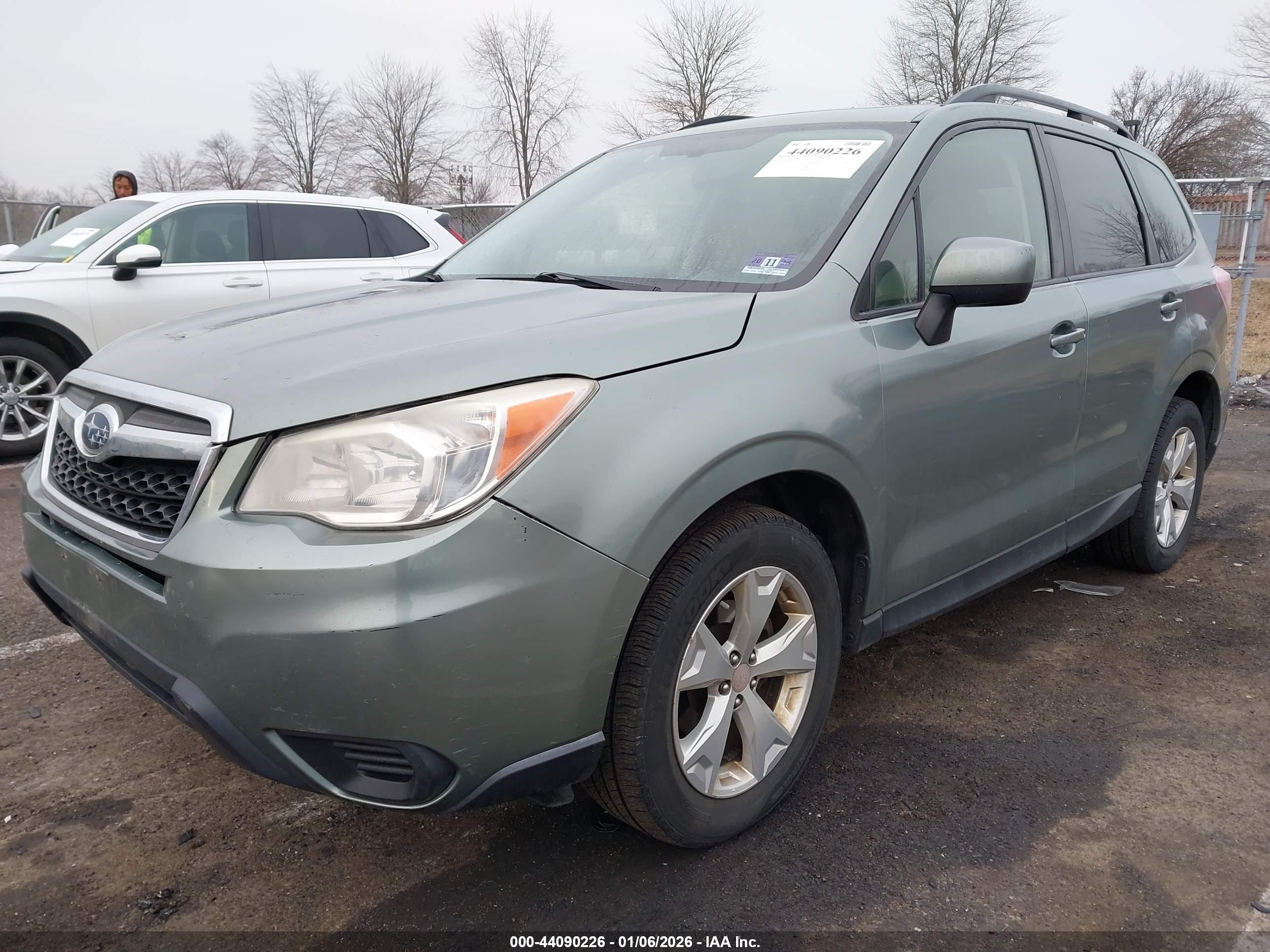 SUBARU FORESTER image 2