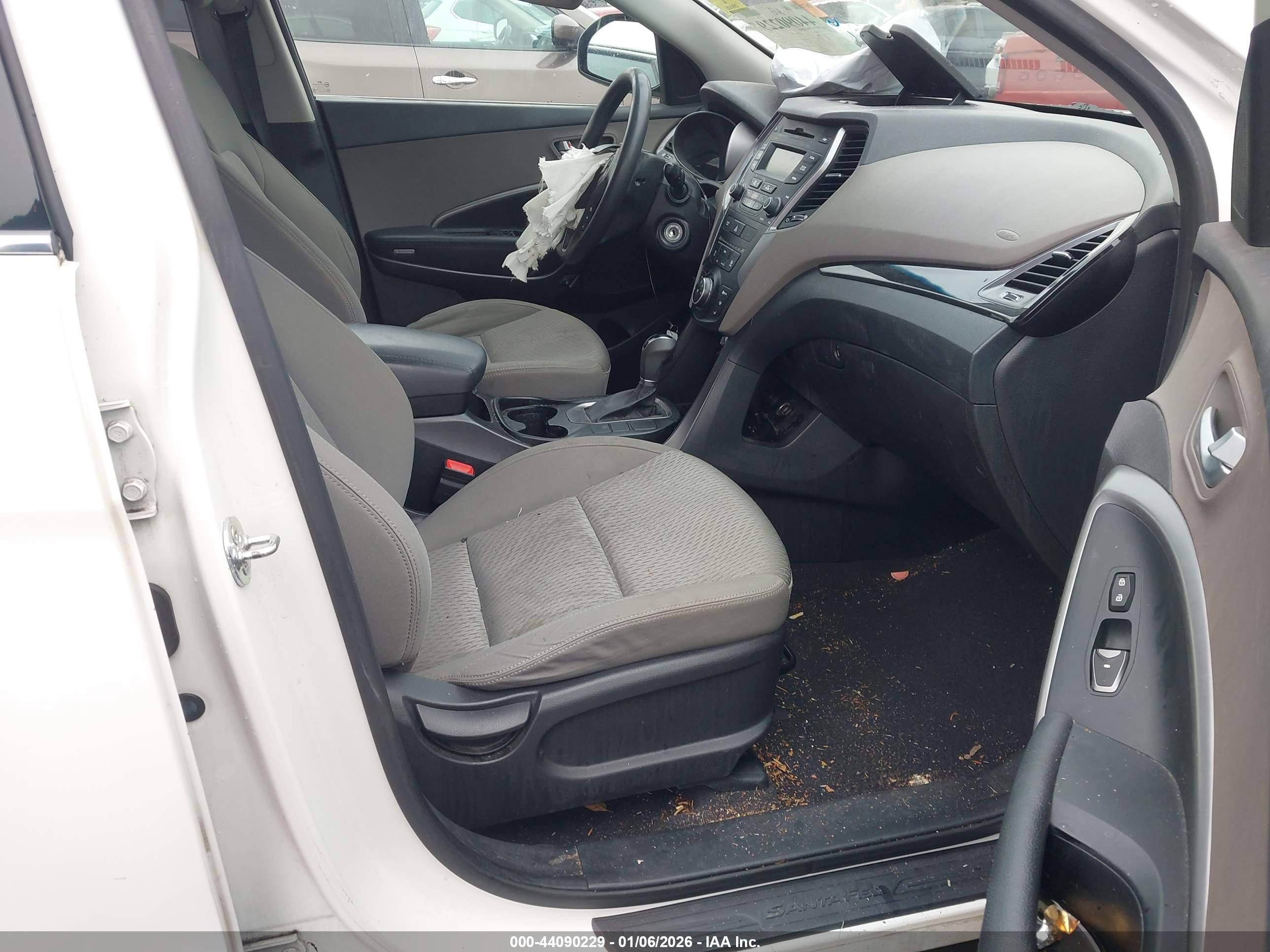 HYUNDAI SANTA image 5