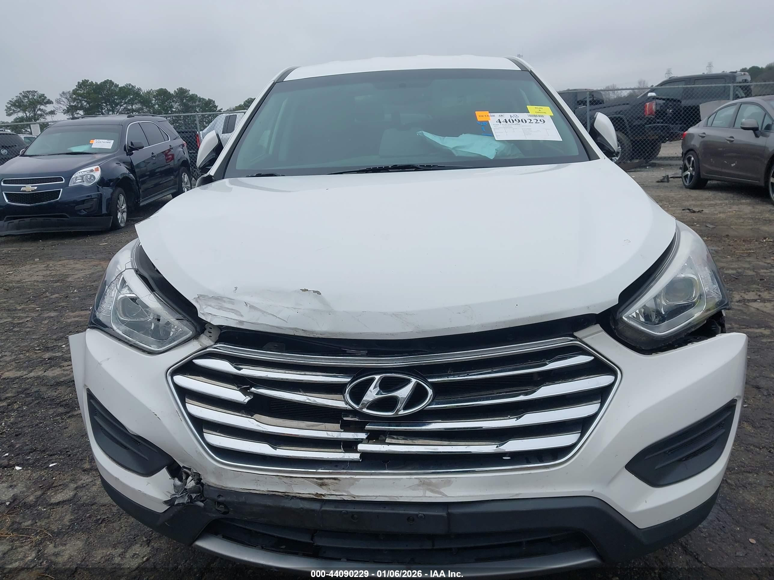 HYUNDAI SANTA image 6