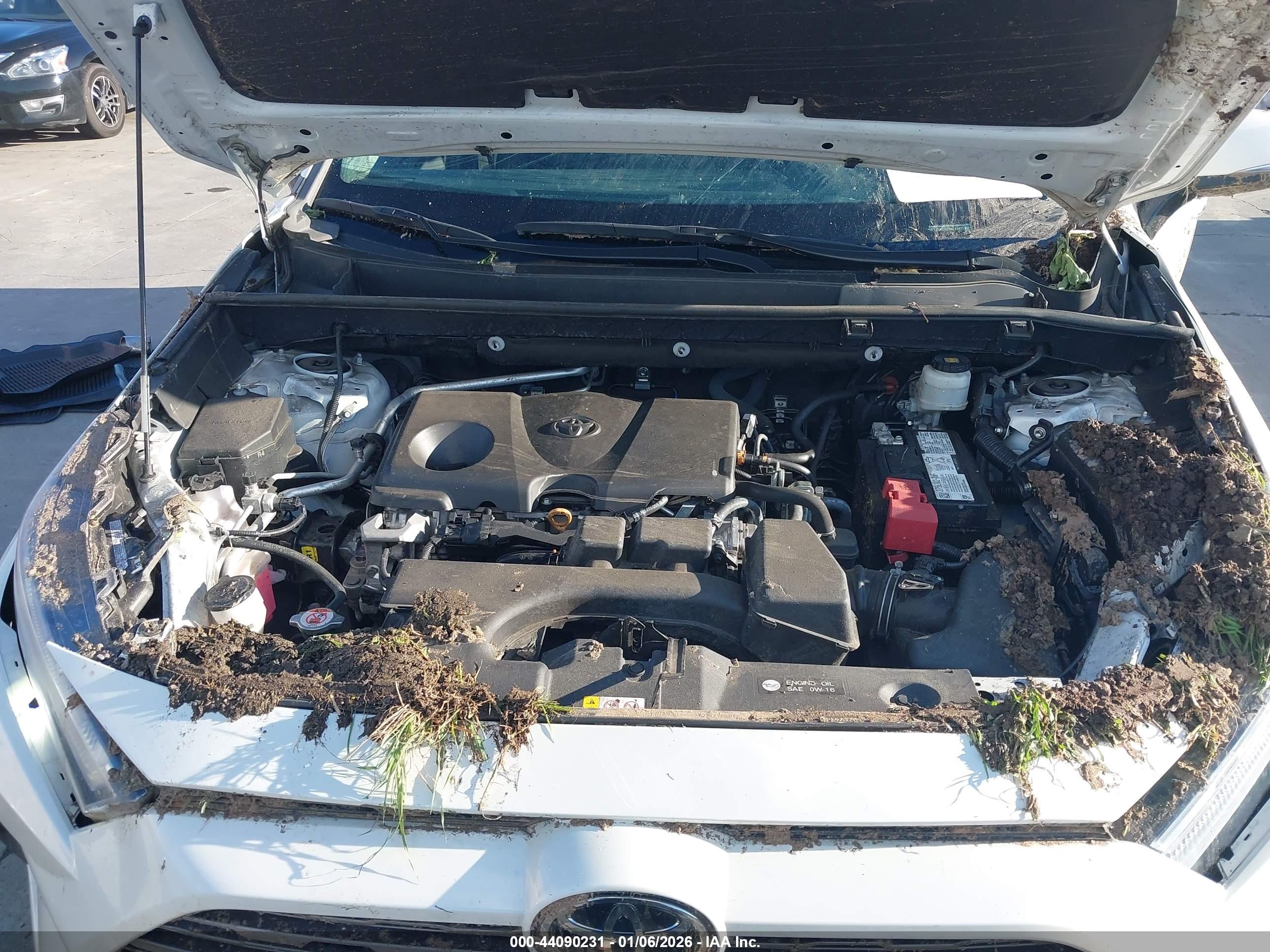 TOYOTA RAV4 image 10