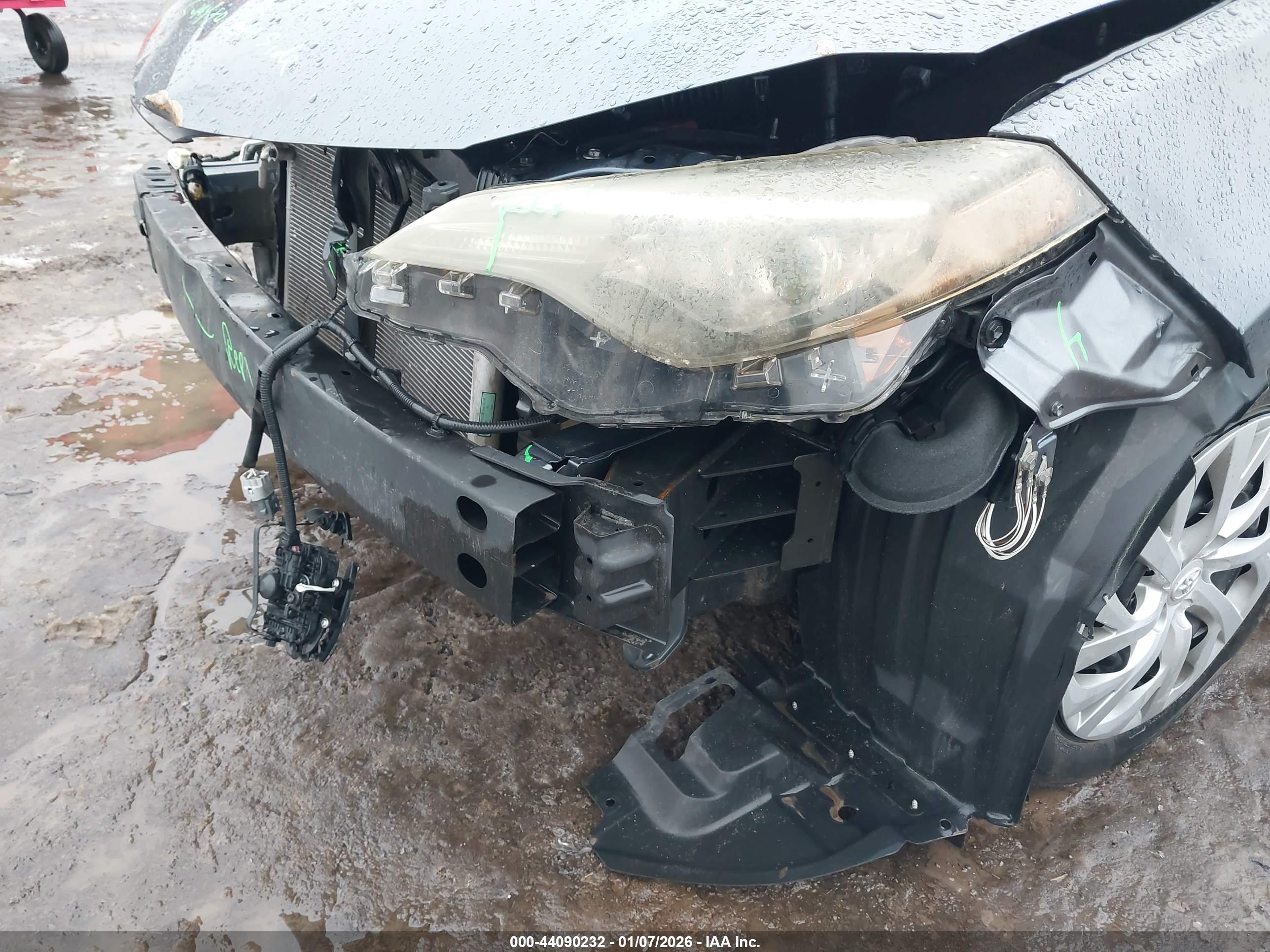 TOYOTA COROLLA image 6