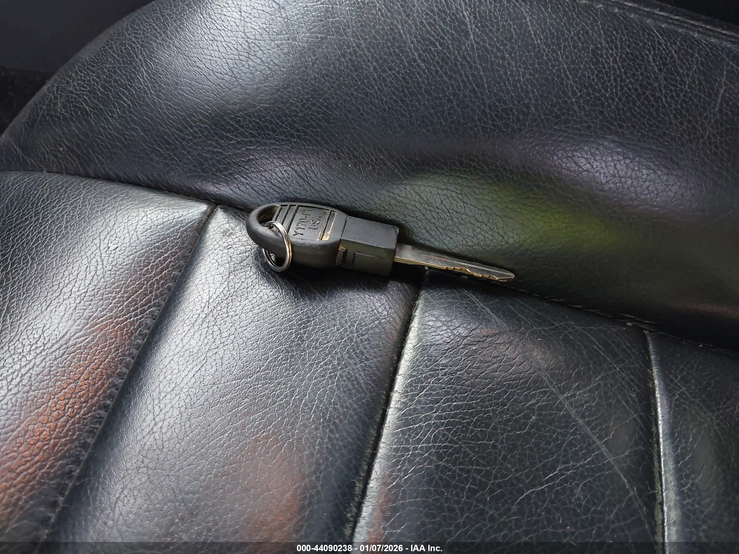 DODGE CHALLENGER image 11