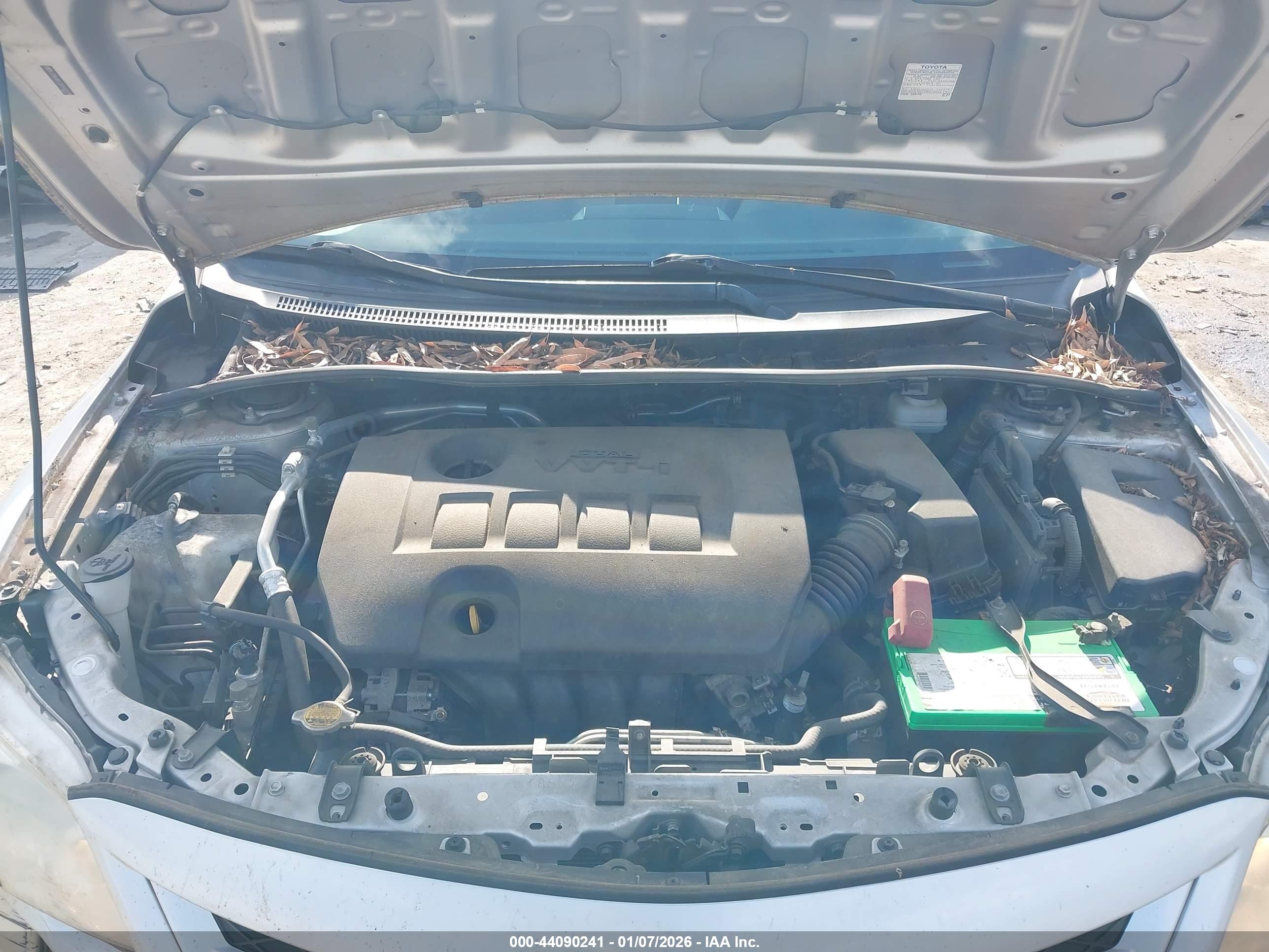 TOYOTA COROLLA image 10