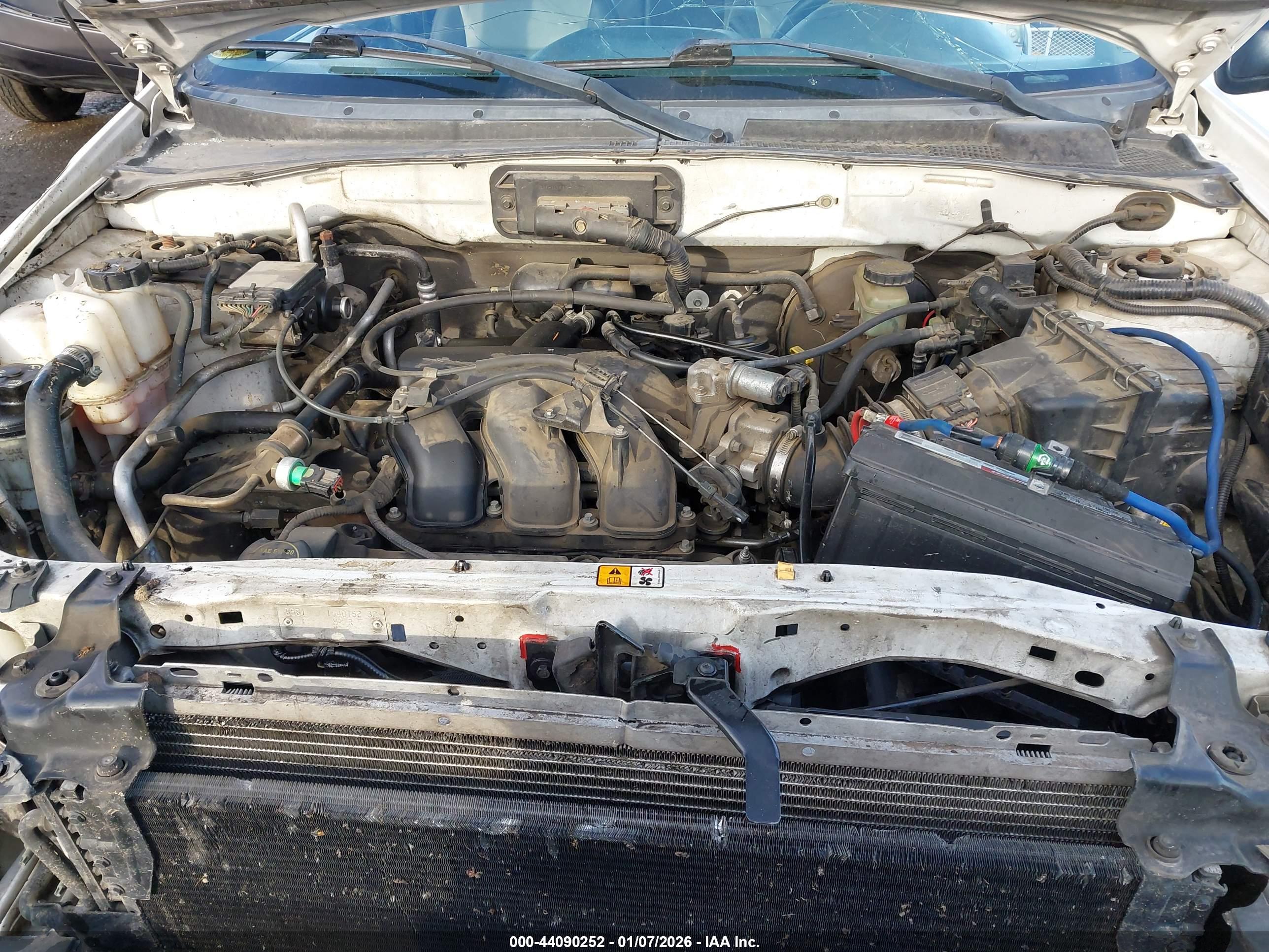 FORD ESCAPE image 10