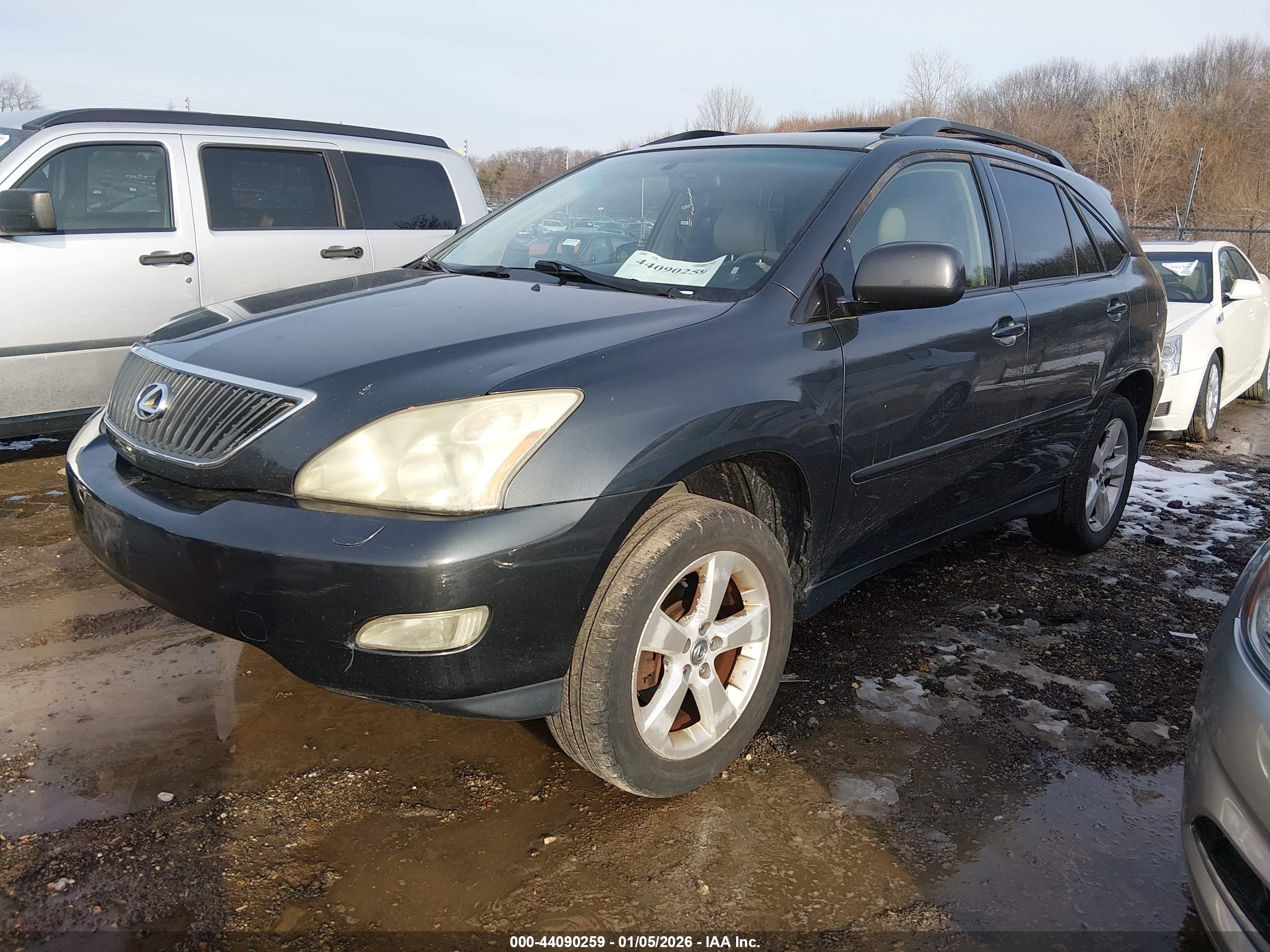 LEXUS RX image 2
