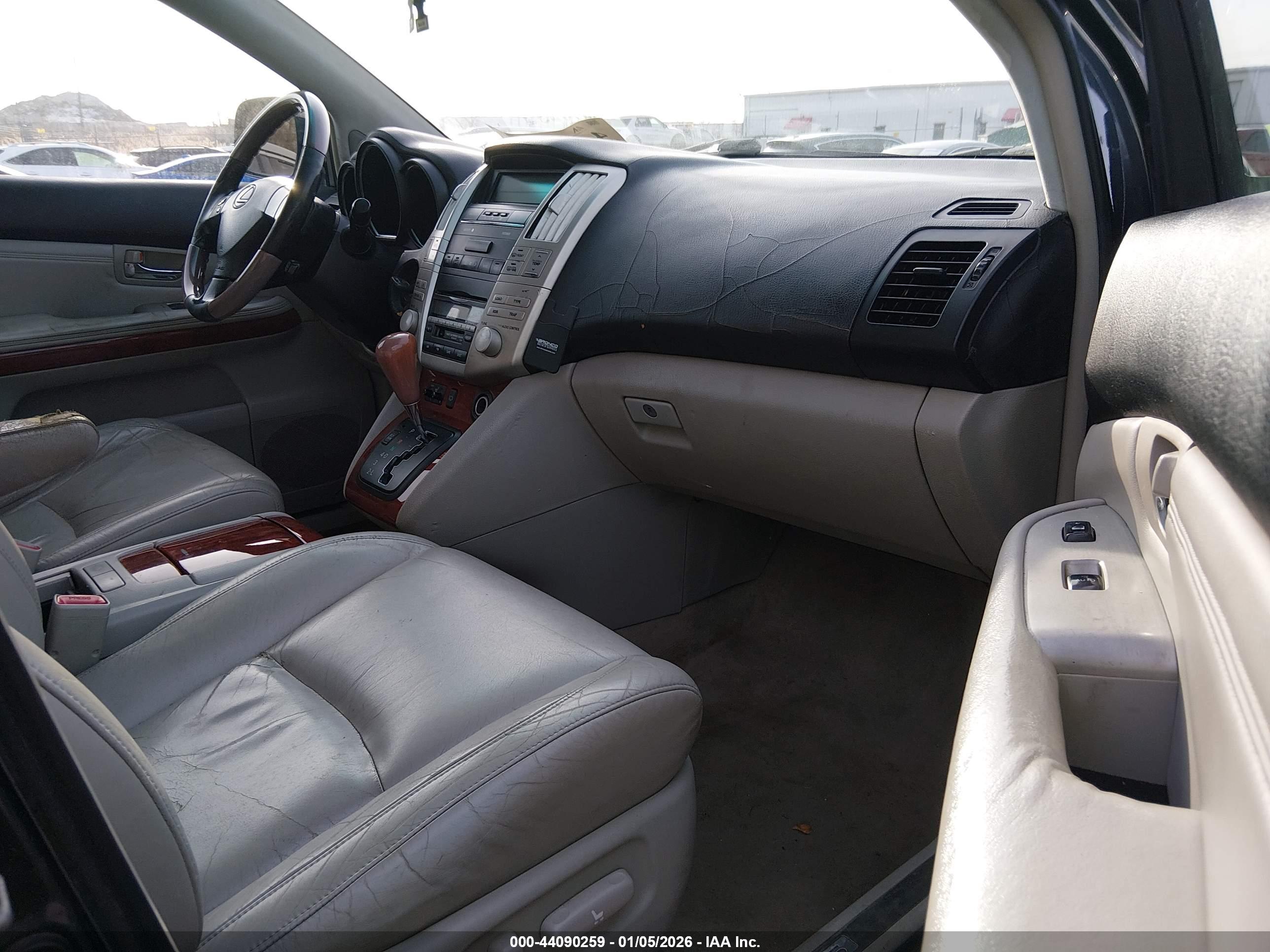 LEXUS RX image 5