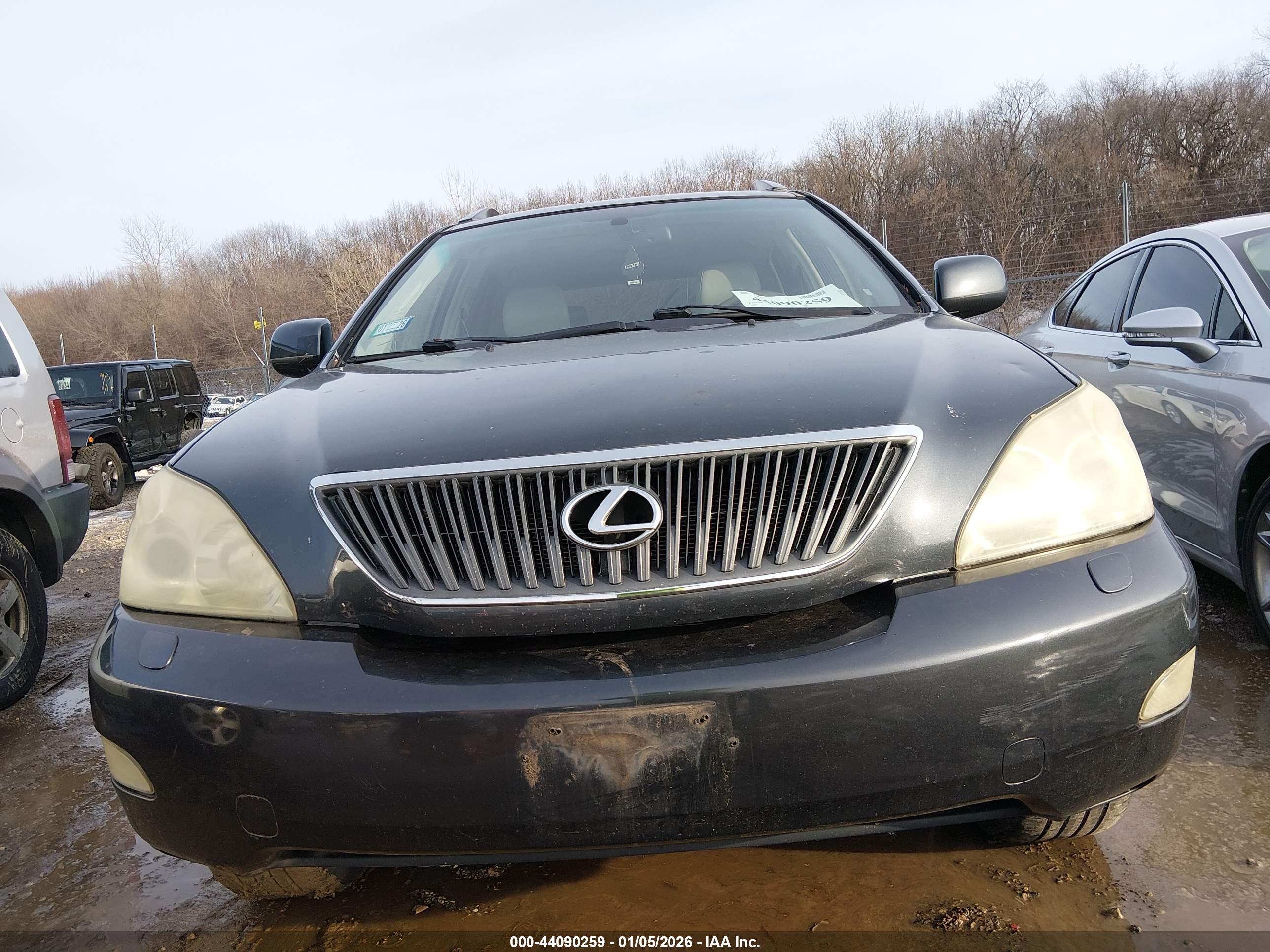 LEXUS RX image 6