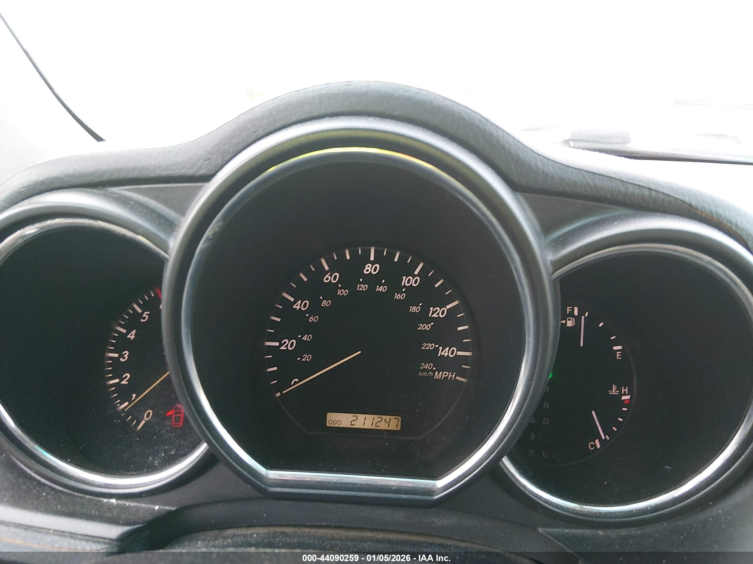 LEXUS RX image 7