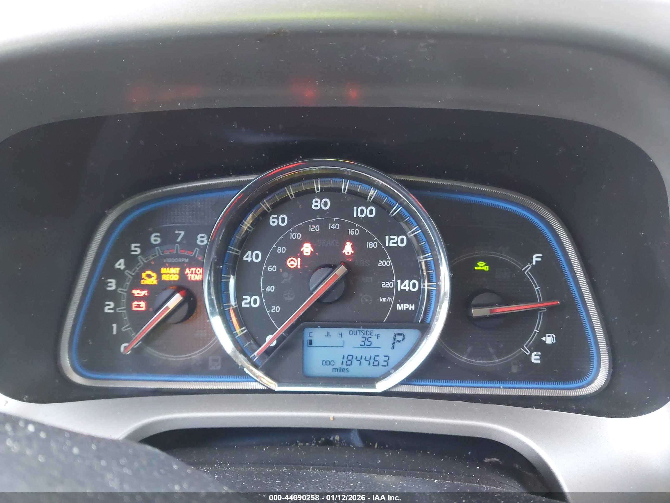 TOYOTA RAV4 image 7