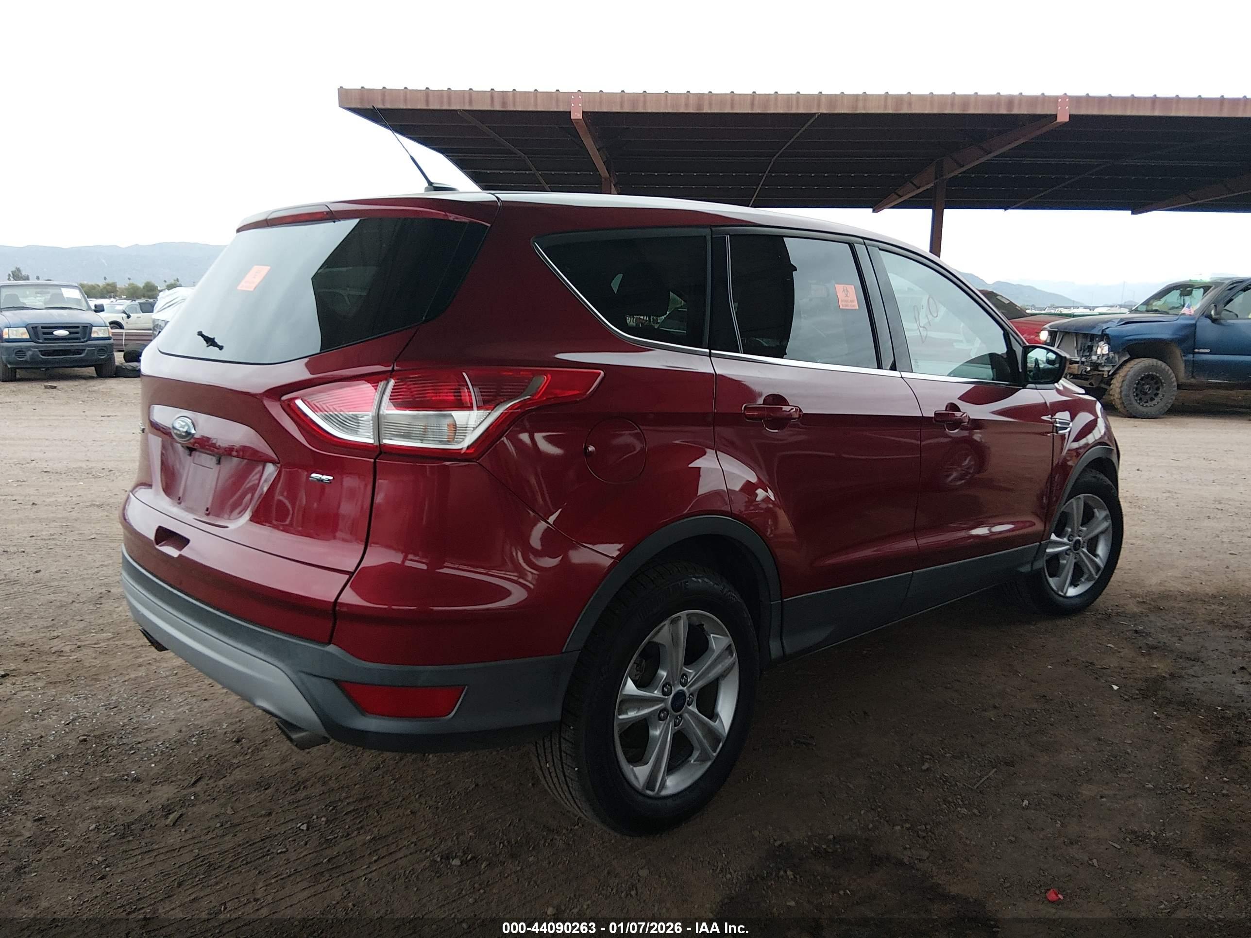 FORD ESCAPE image 4