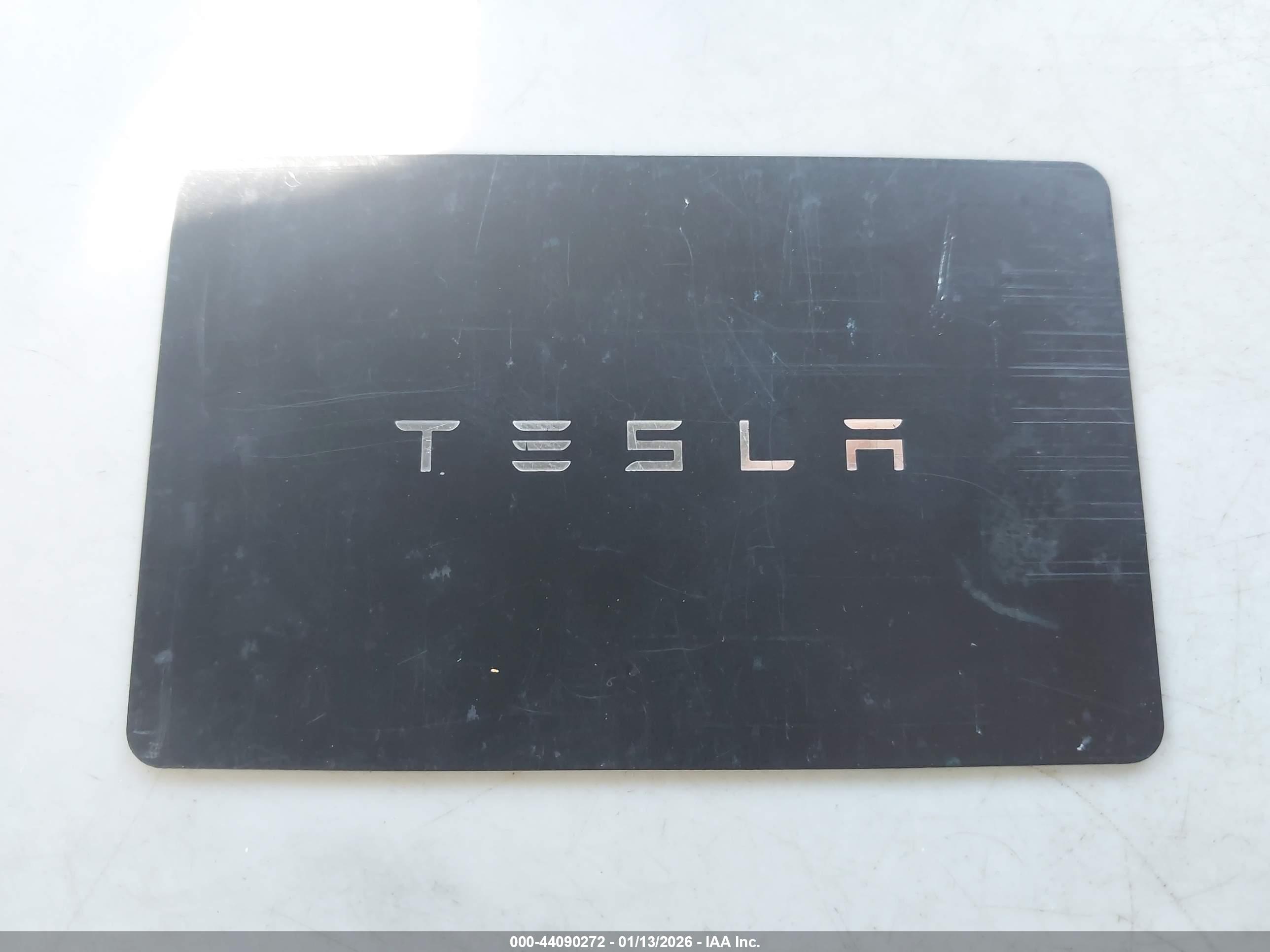 TESLA MODEL image 11