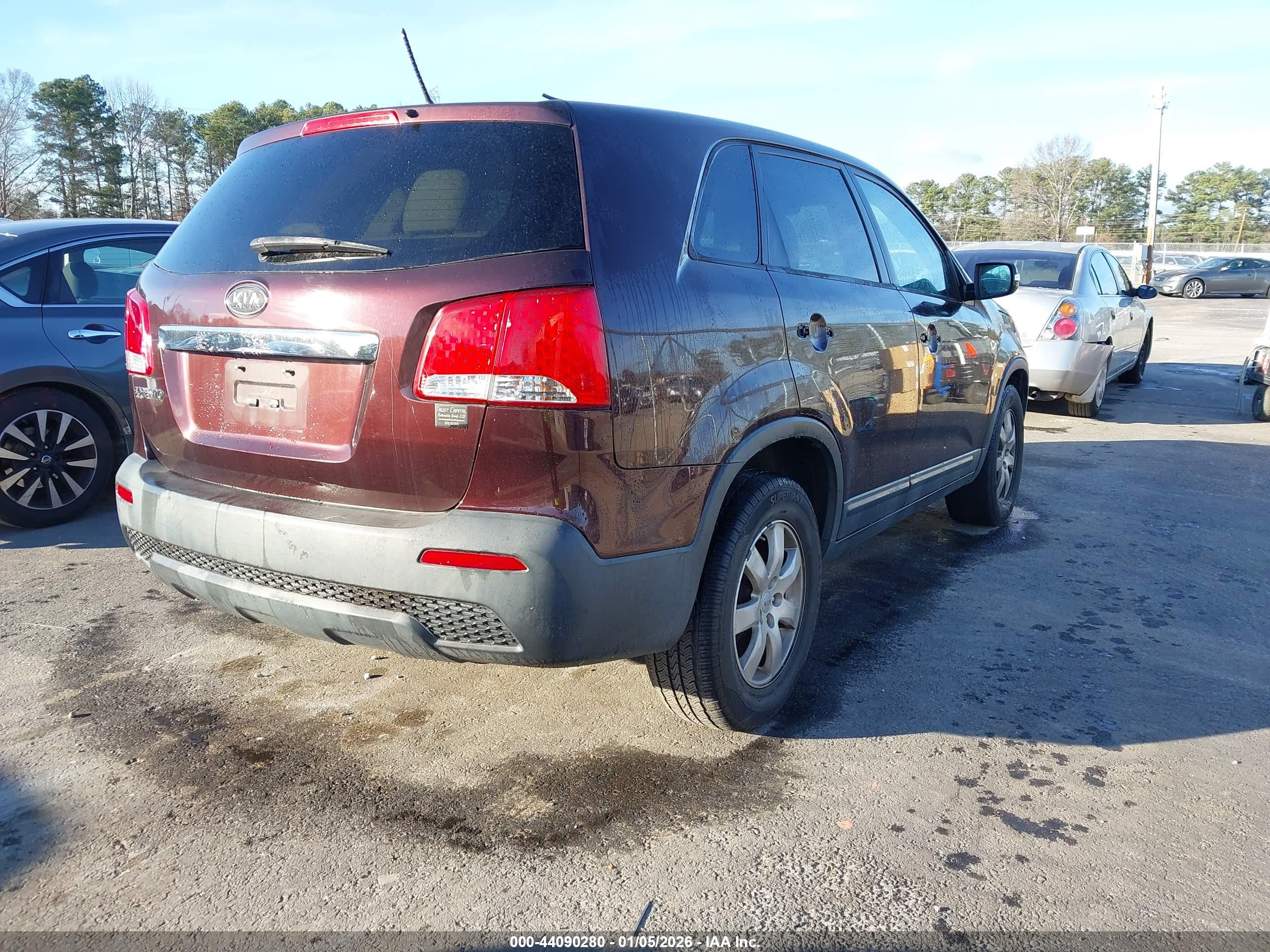 KIA SORENTO image 4