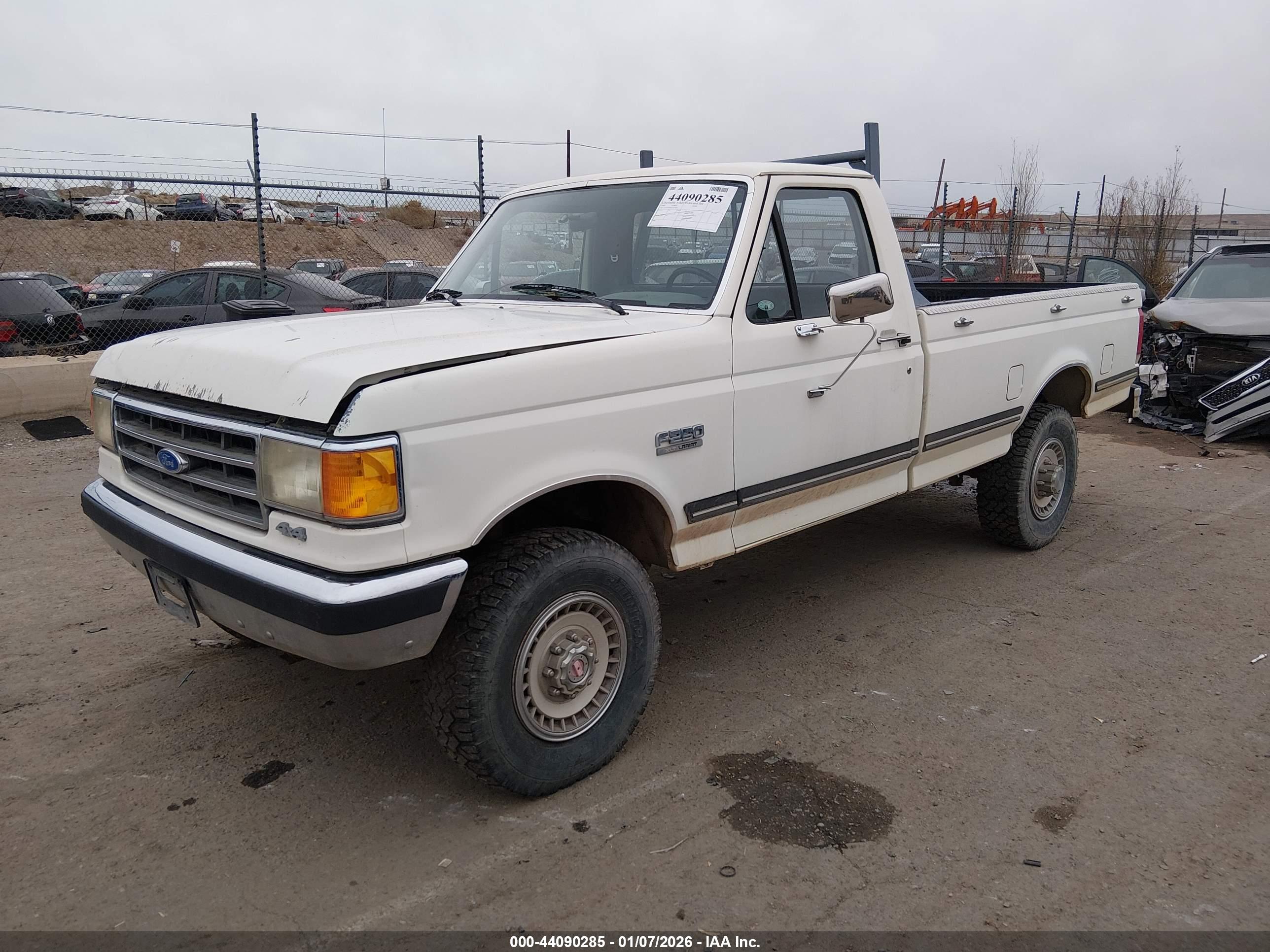 FORD F250 image 2