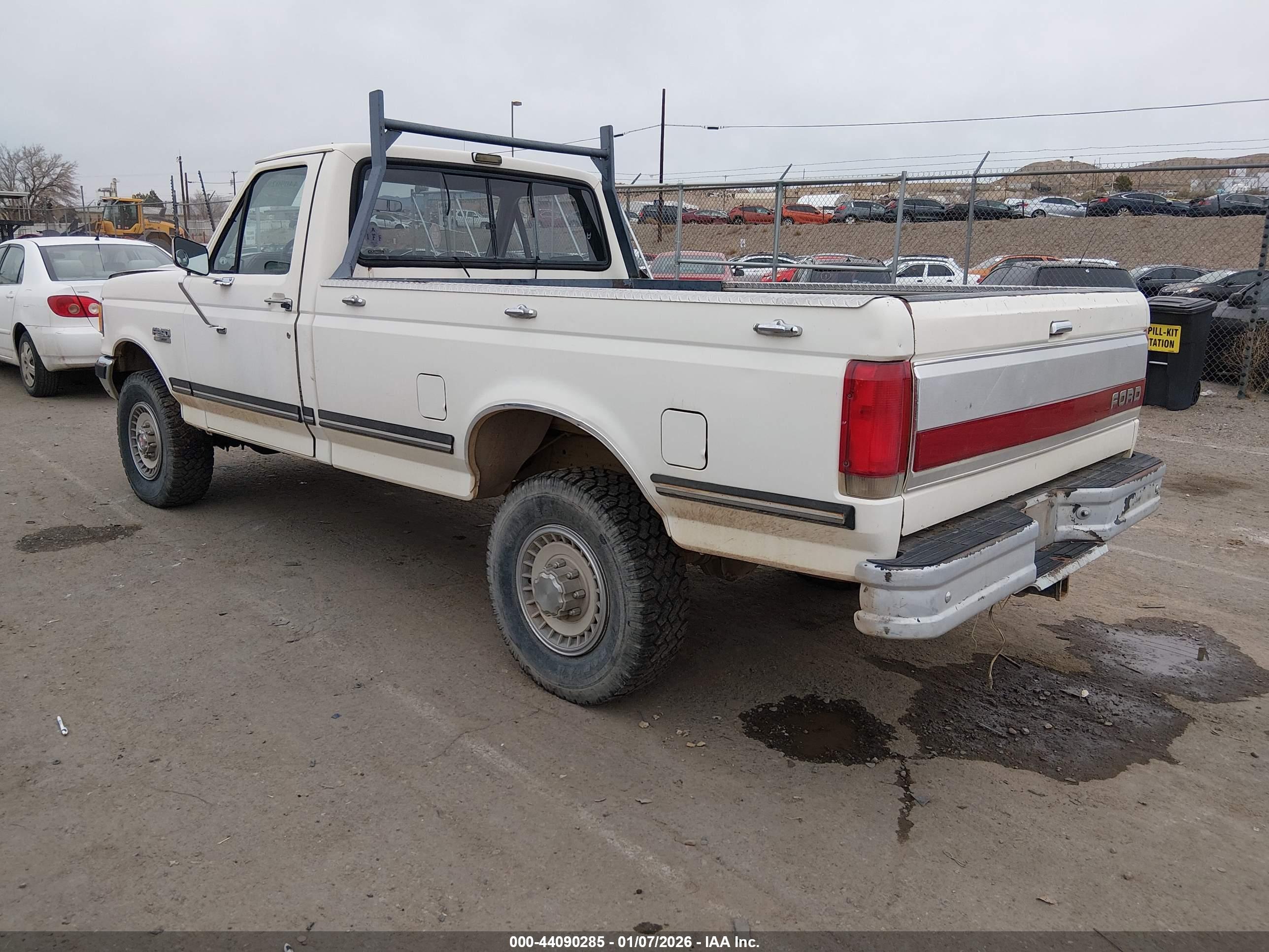 FORD F250 image 3