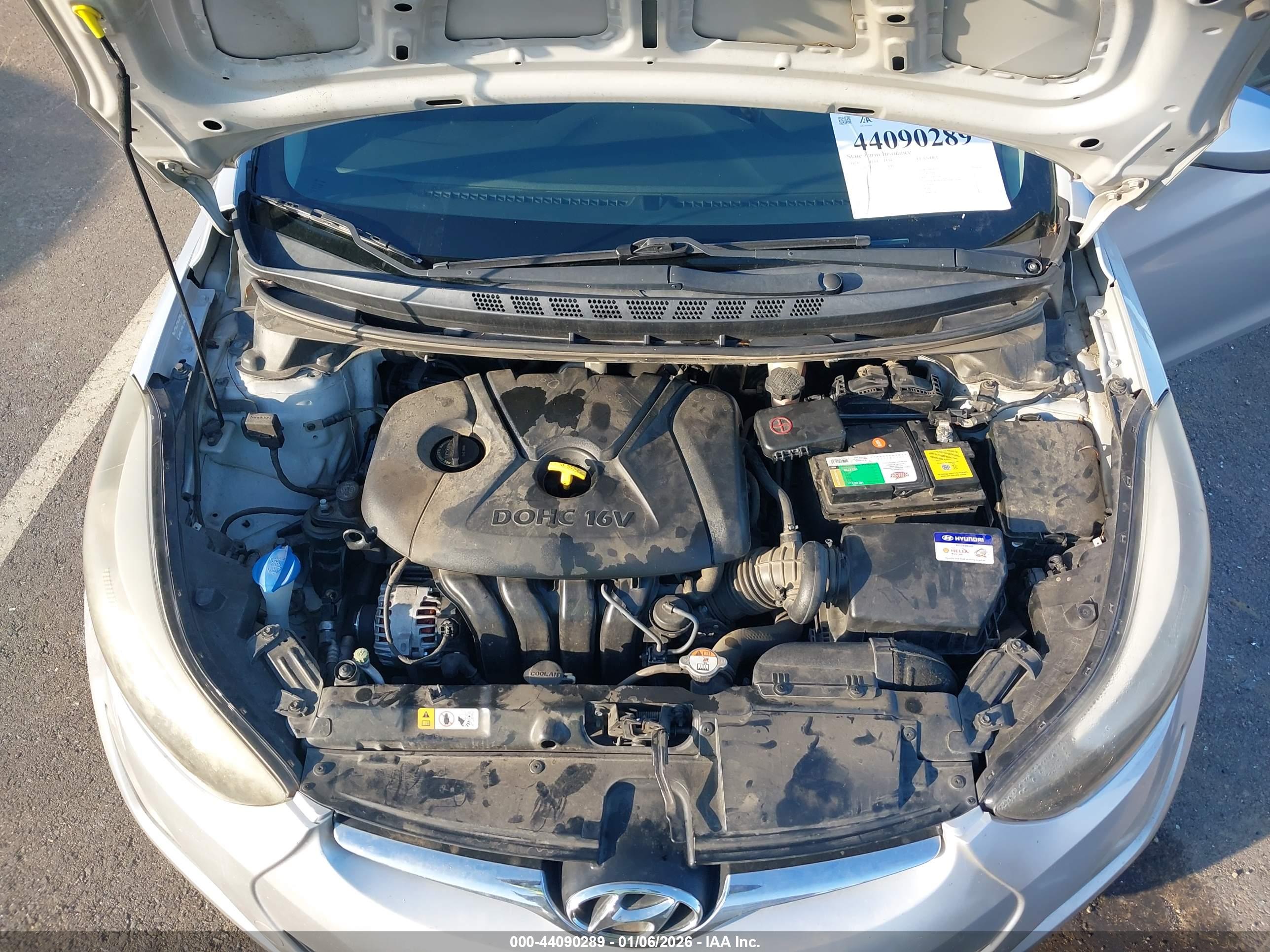 HYUNDAI ELANTRA image 10