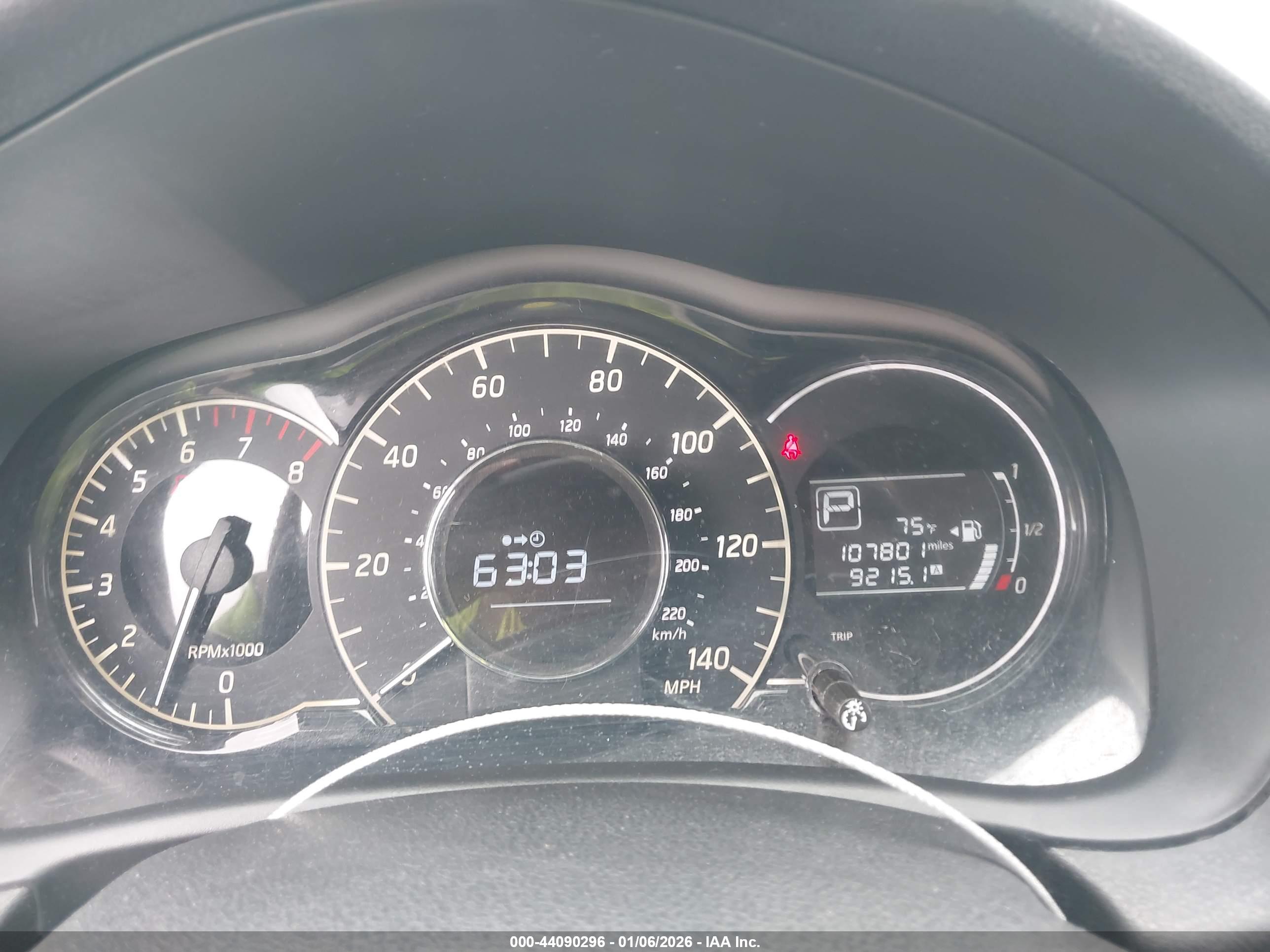 NISSAN VERSA image 7