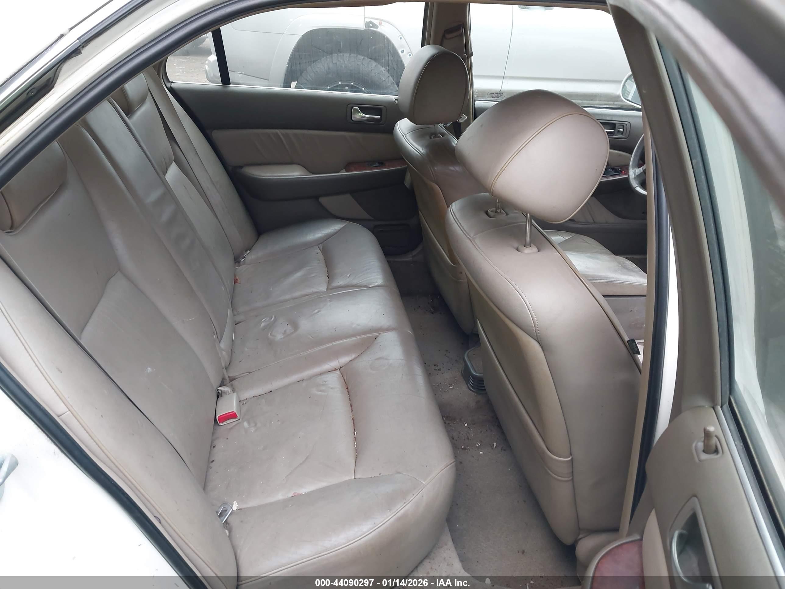 ACURA RL image 8