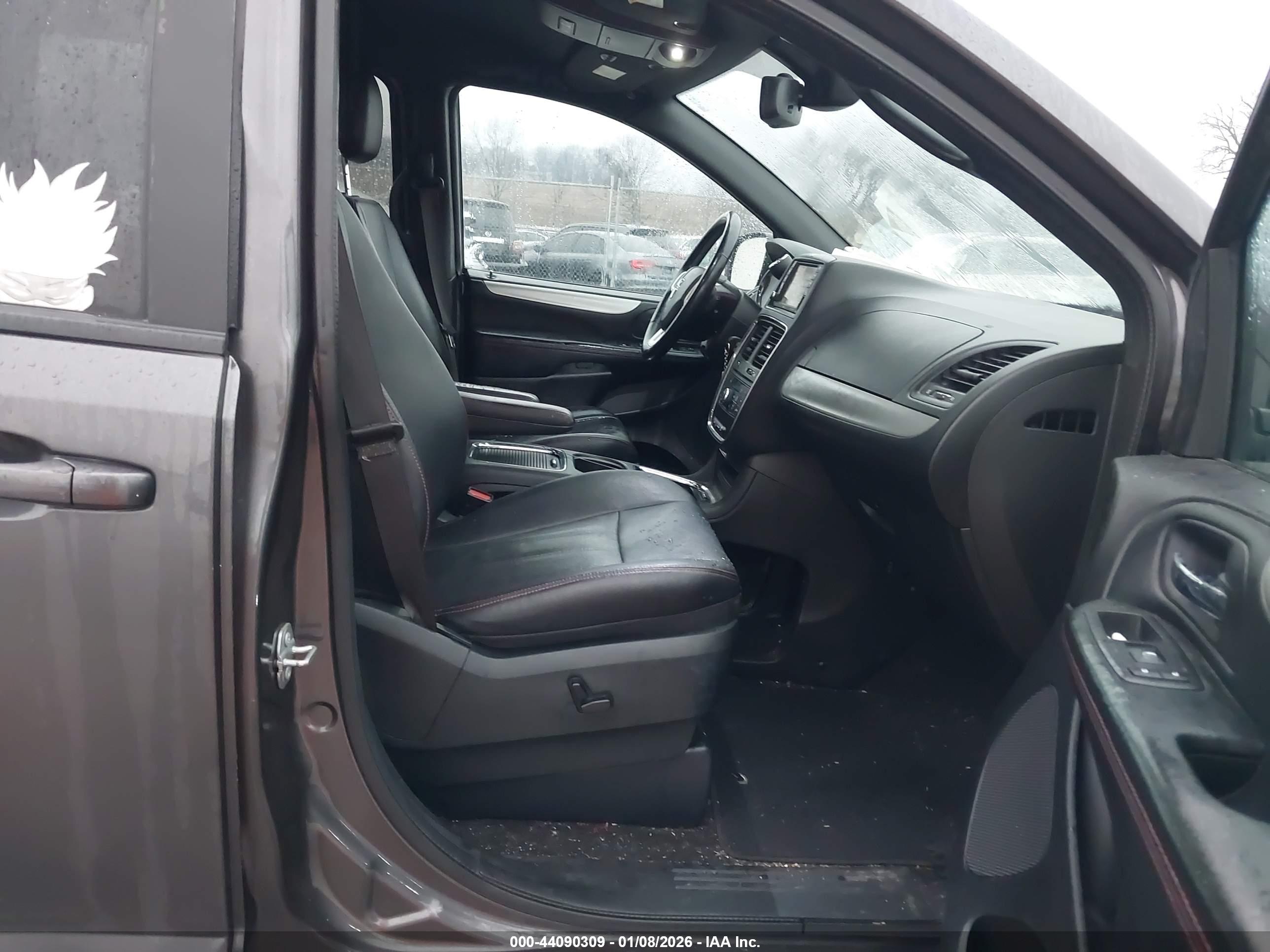 DODGE GRAND image 5