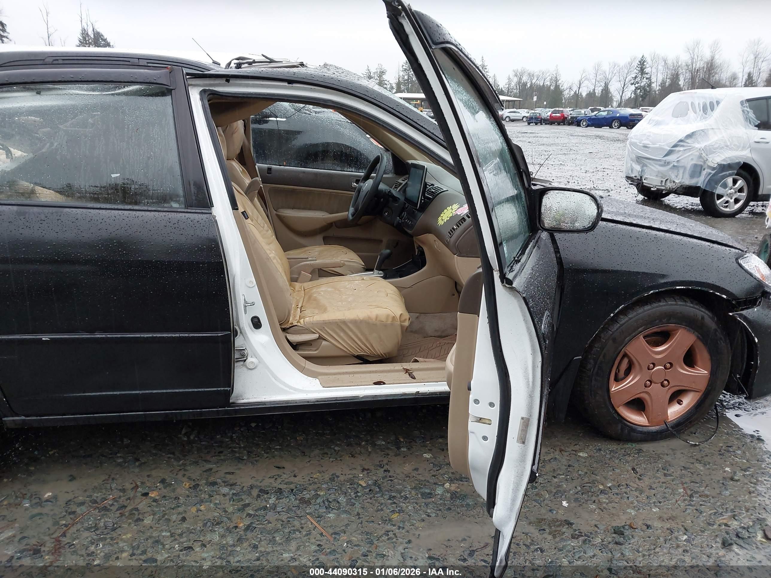 HONDA CIVIC image 5