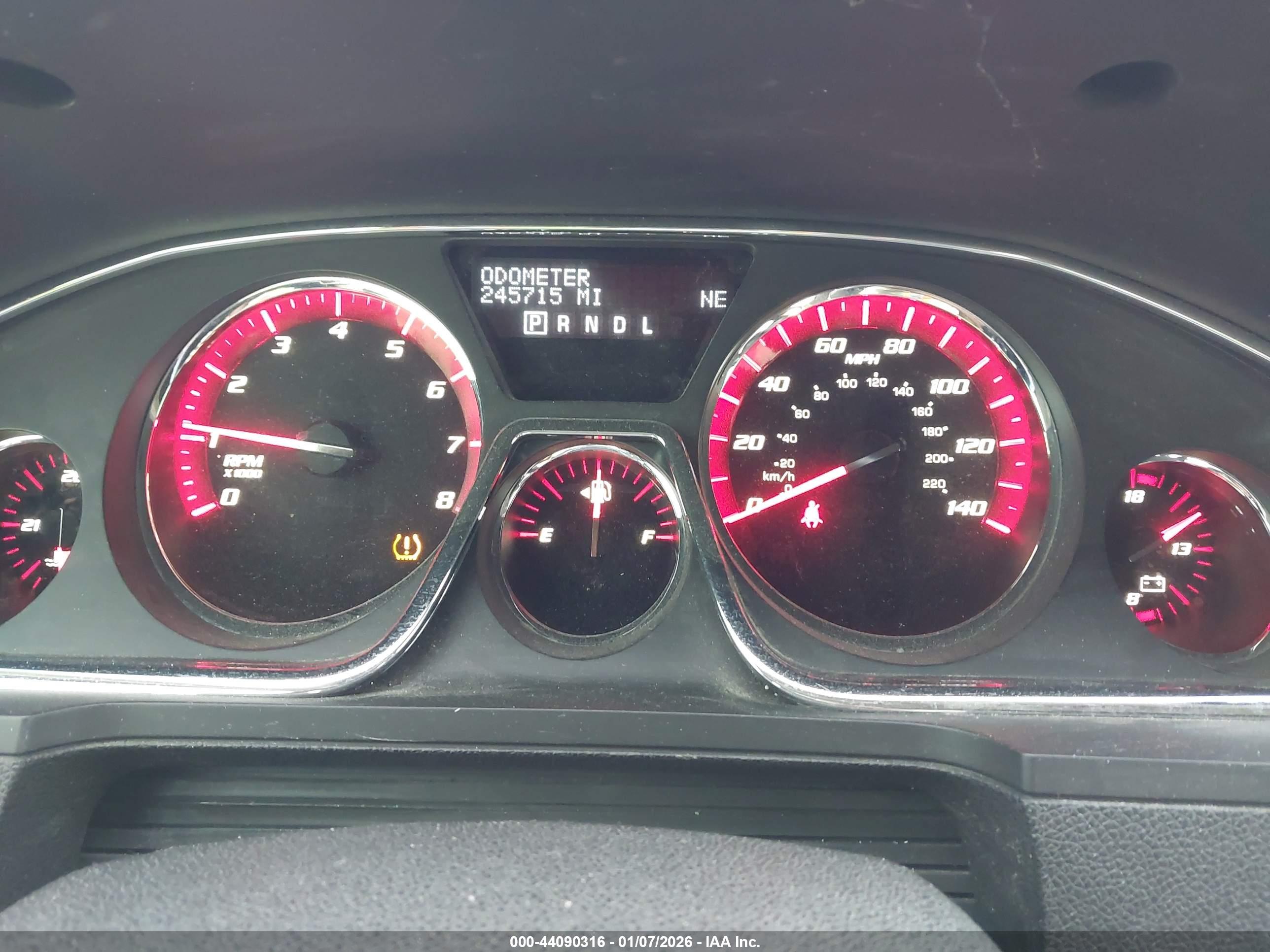 GMC ACADIA image 7