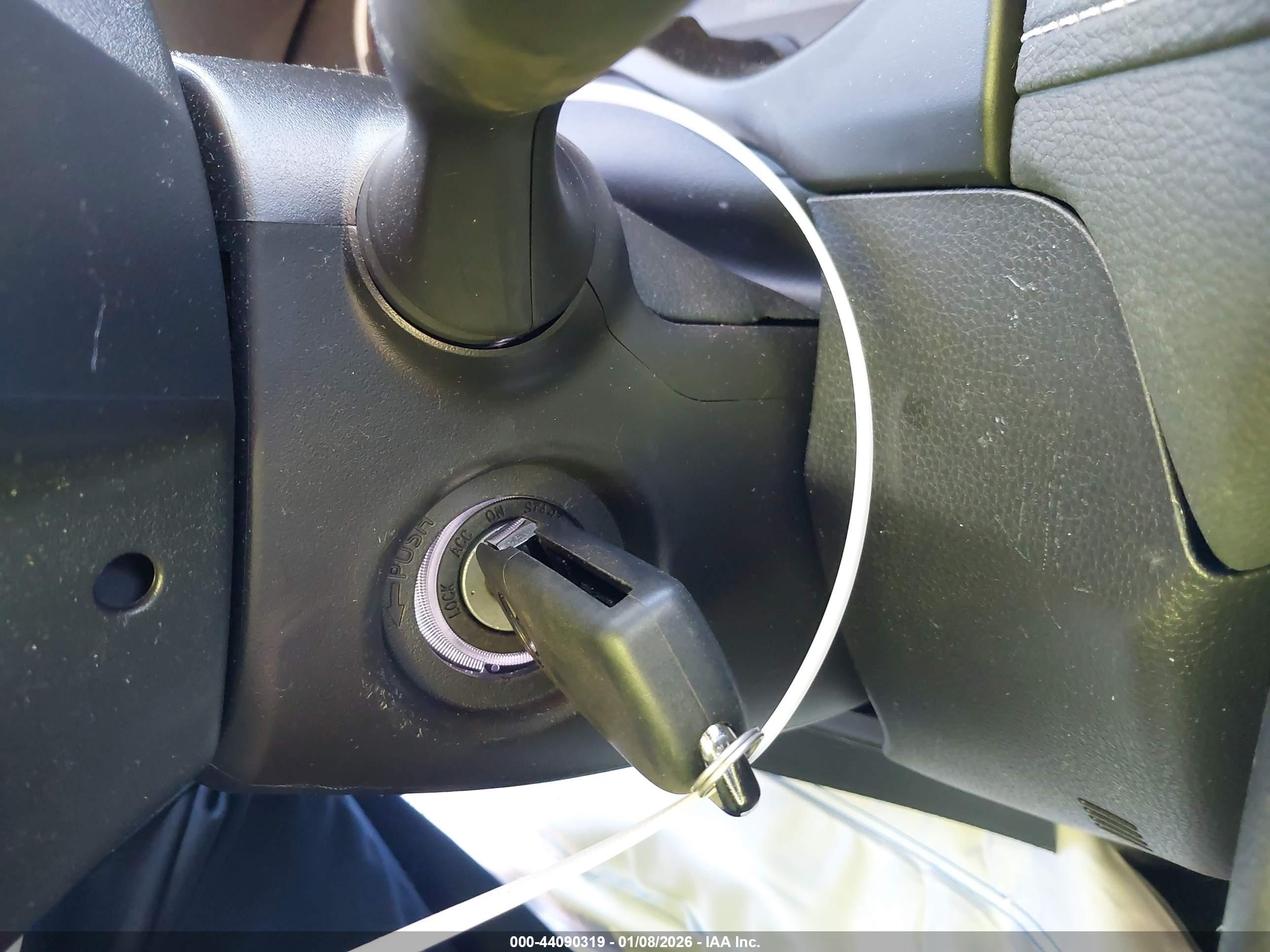 TOYOTA RAV4 image 11