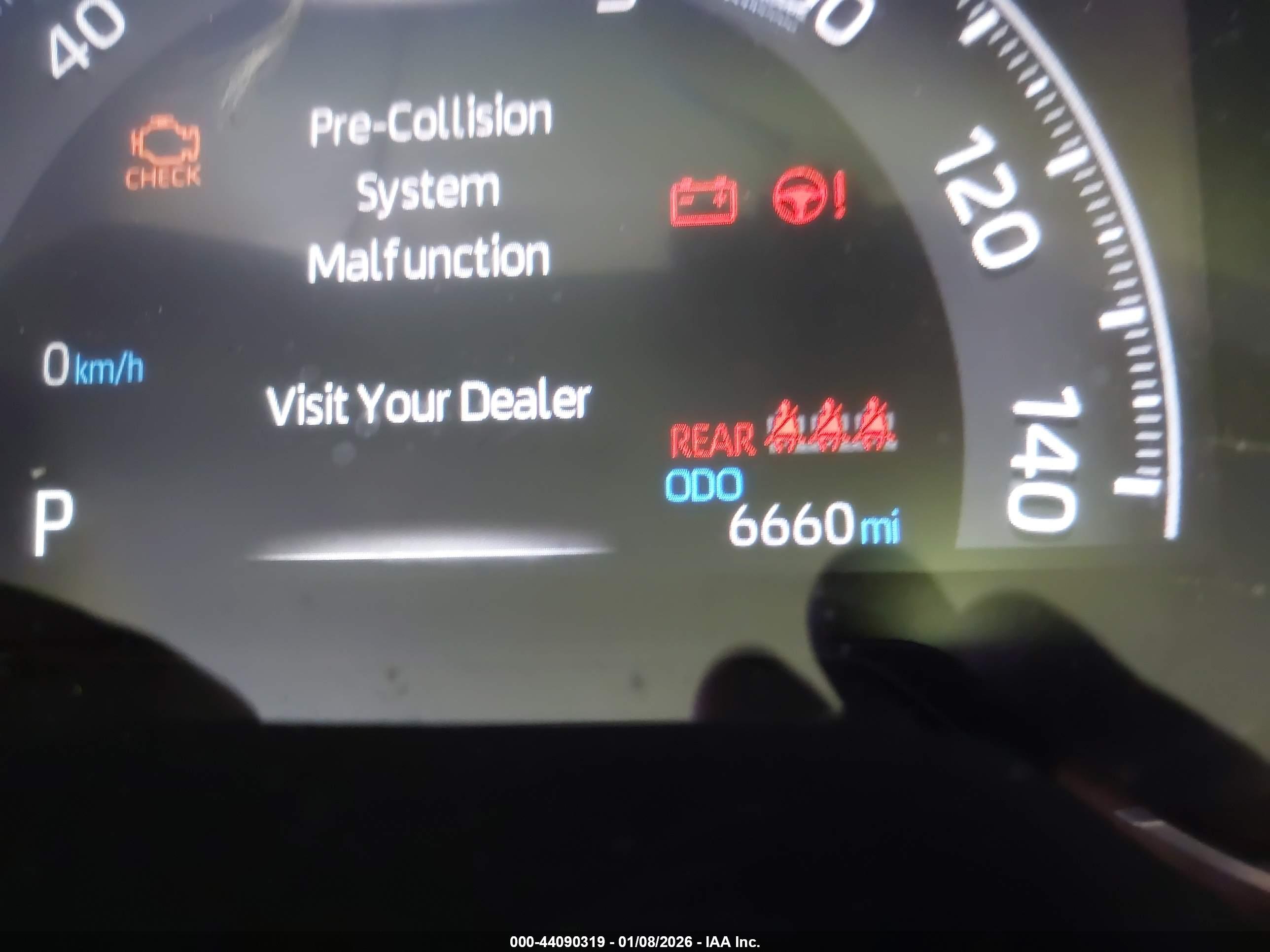 TOYOTA RAV4 image 7