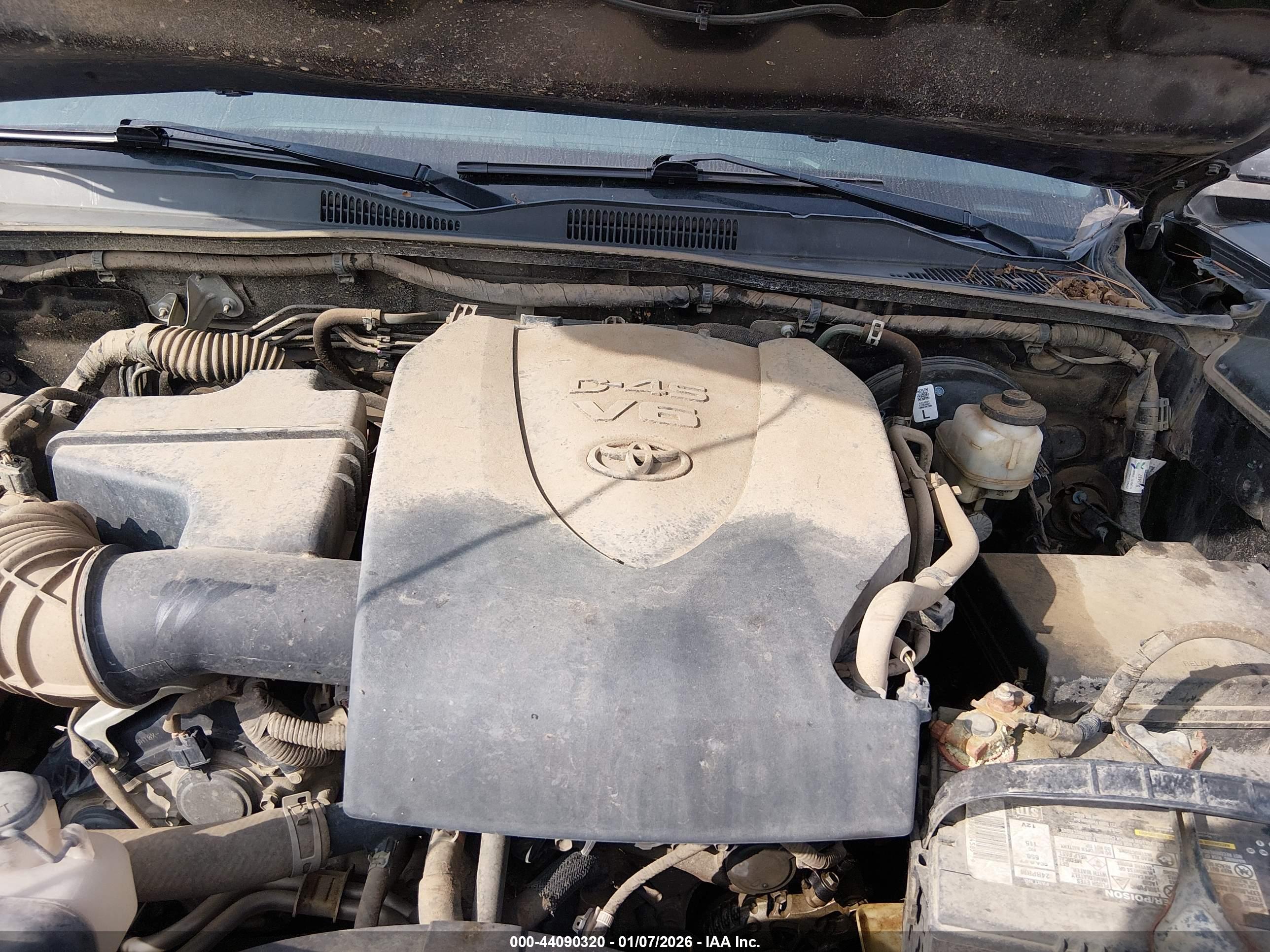 TOYOTA TACOMA image 10