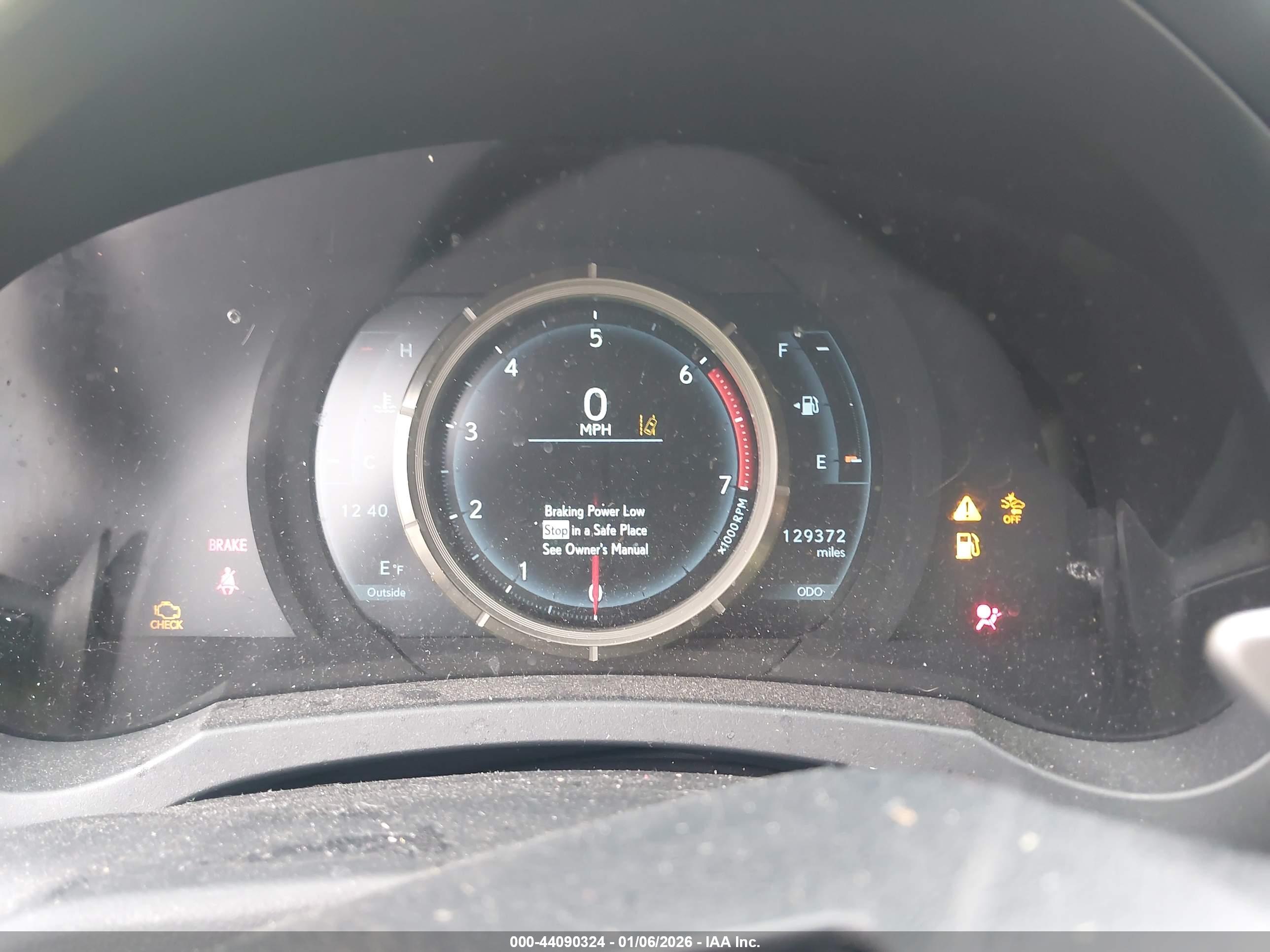 LEXUS IS image 7