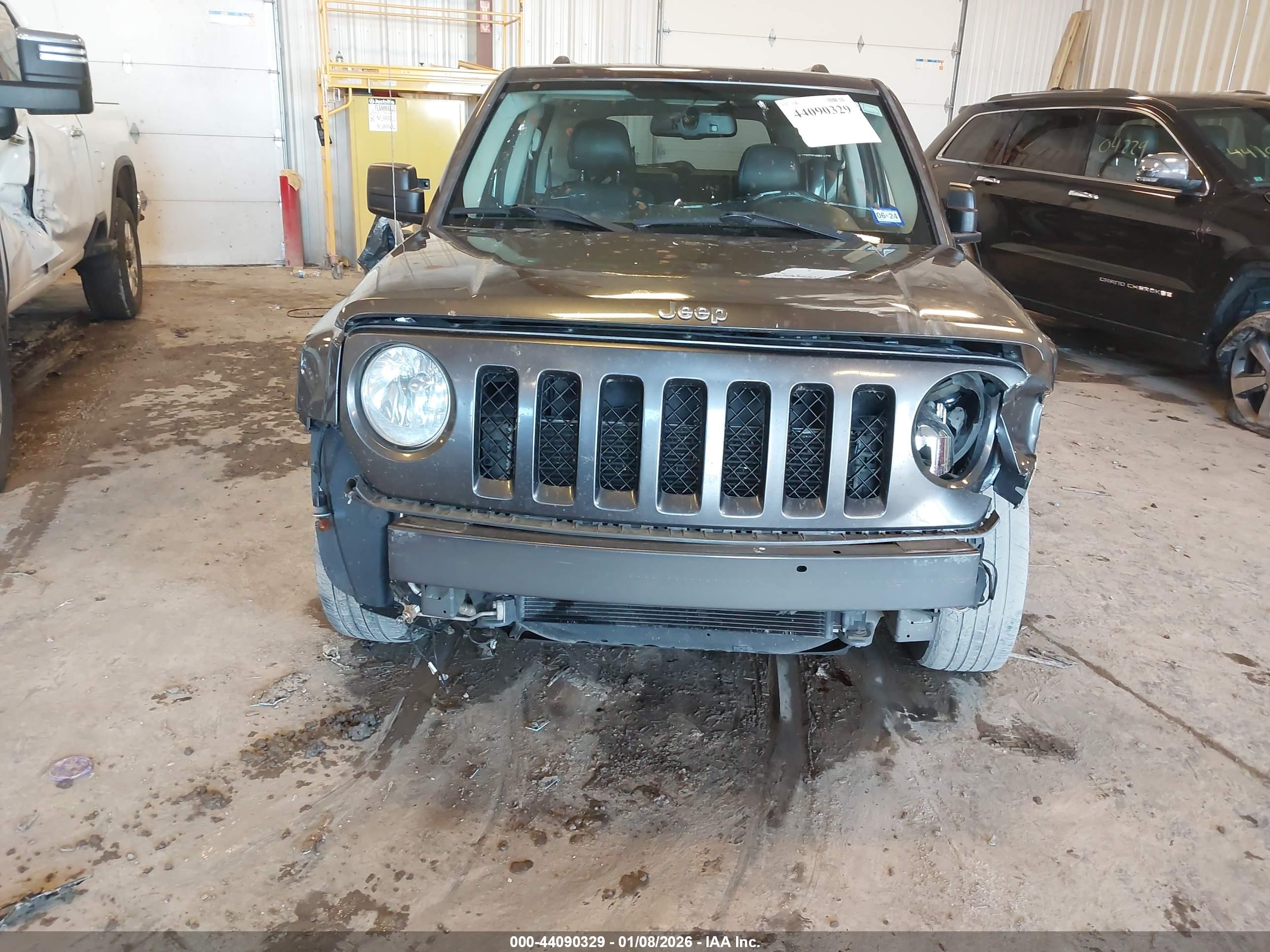 JEEP PATRIOT image 6