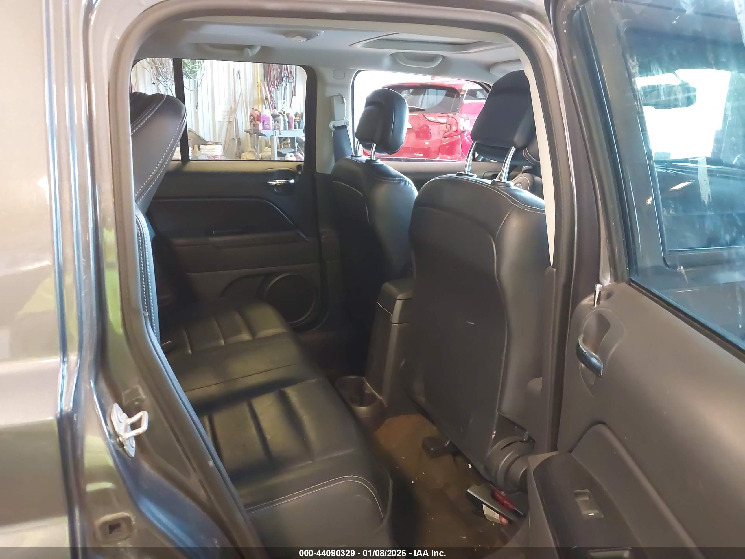 JEEP PATRIOT image 8
