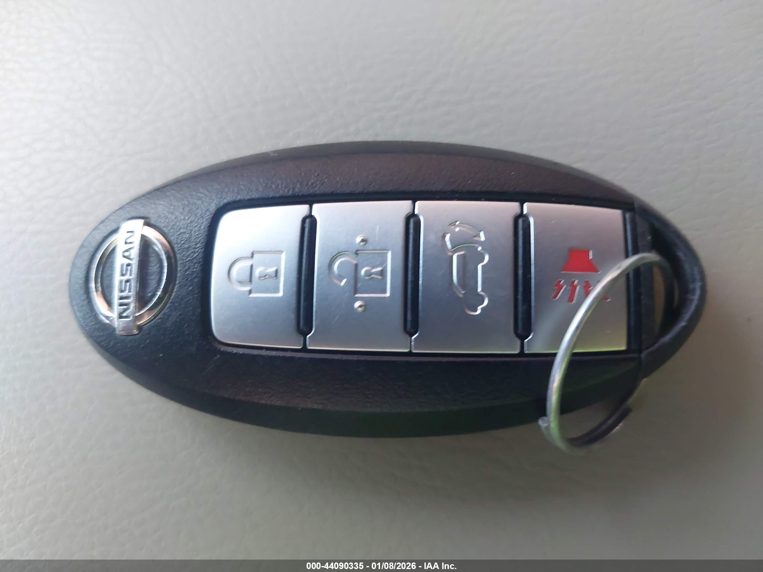 NISSAN MURANO image 11