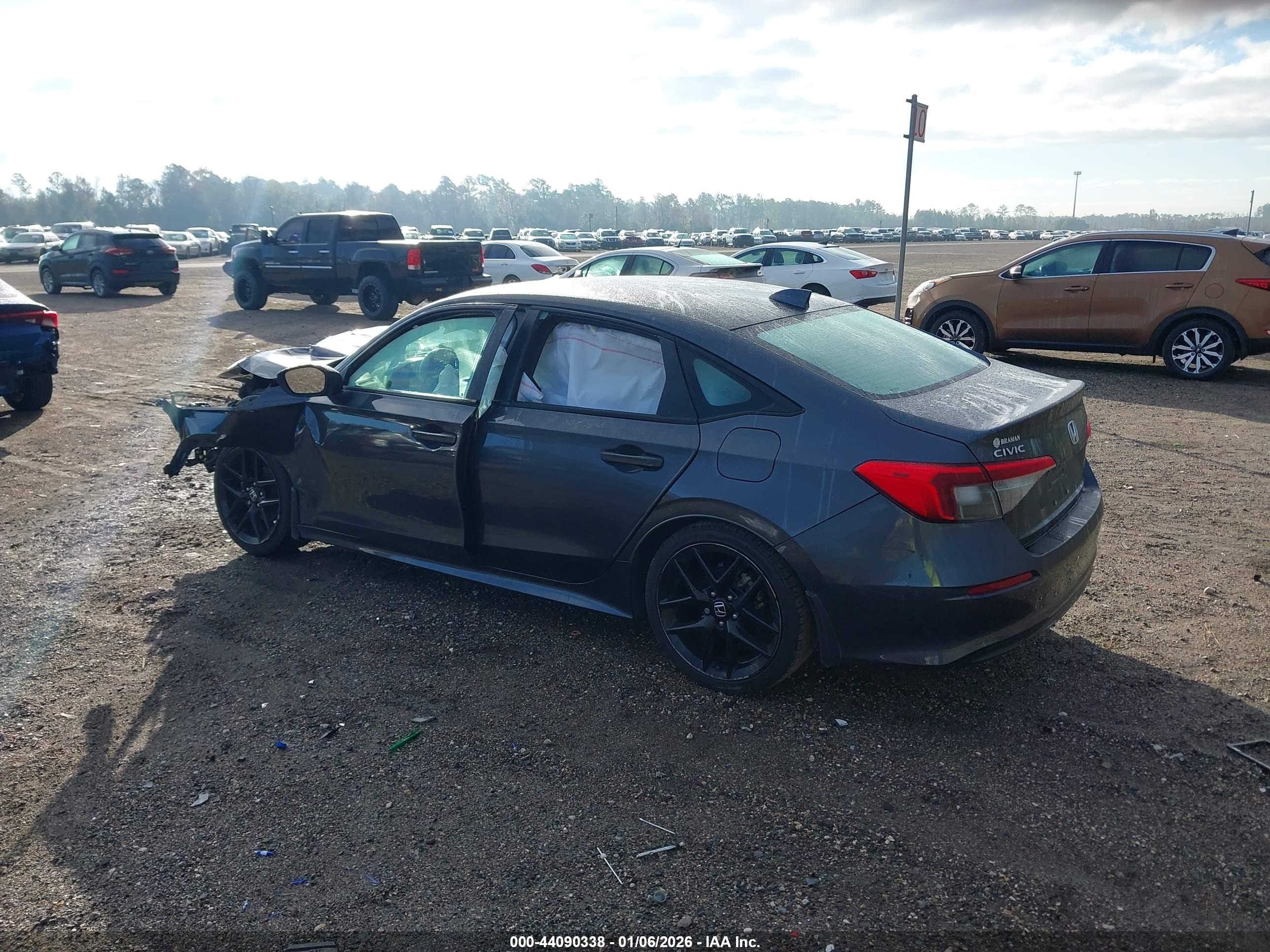 HONDA CIVIC image 3