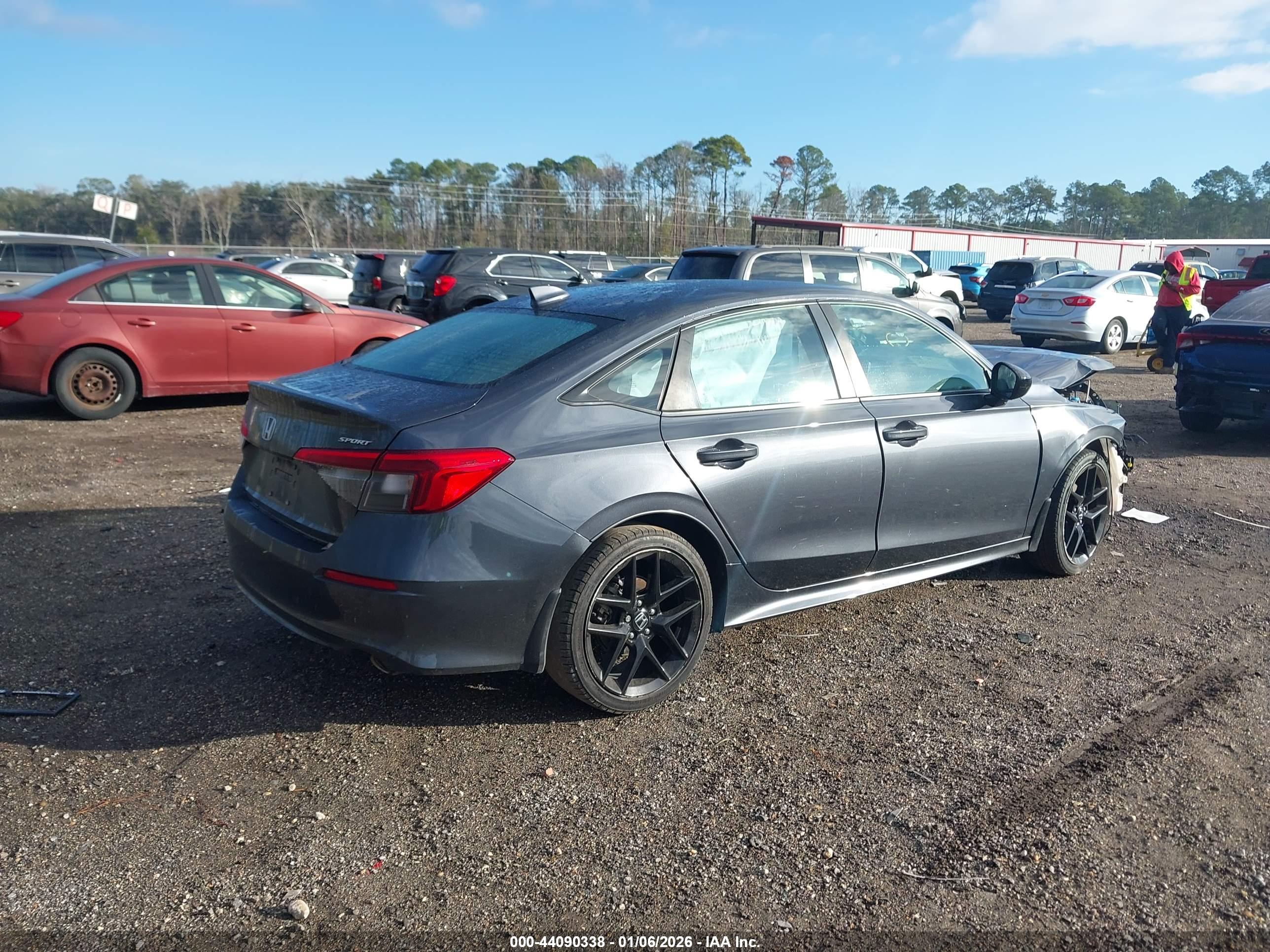 HONDA CIVIC image 4