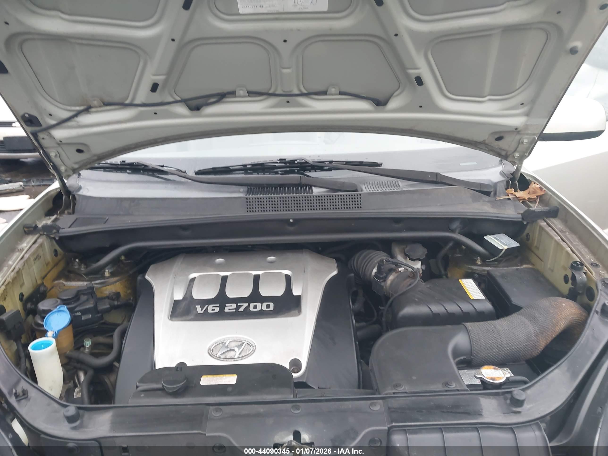 HYUNDAI TUCSON image 10