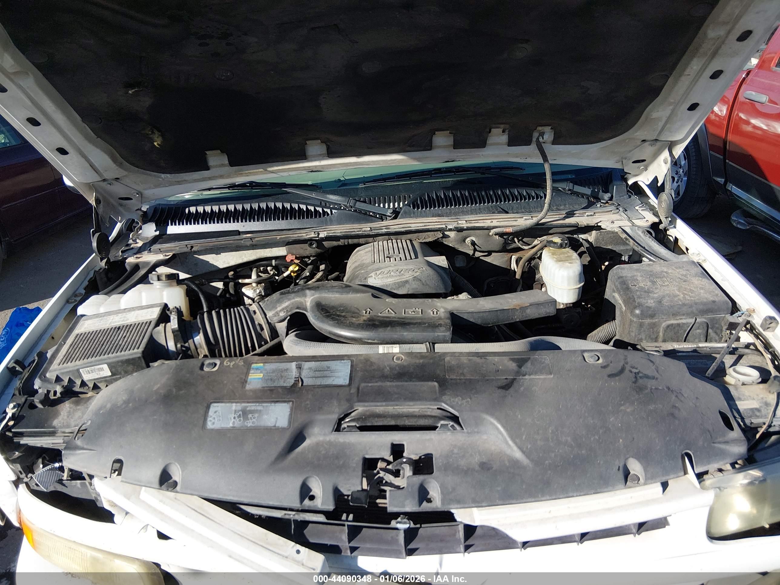 CHEVROLET TAHOE image 10