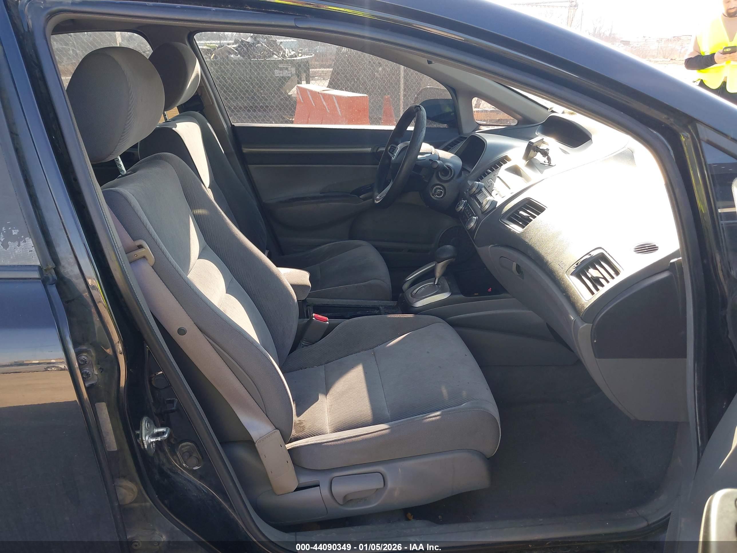 HONDA CIVIC image 5