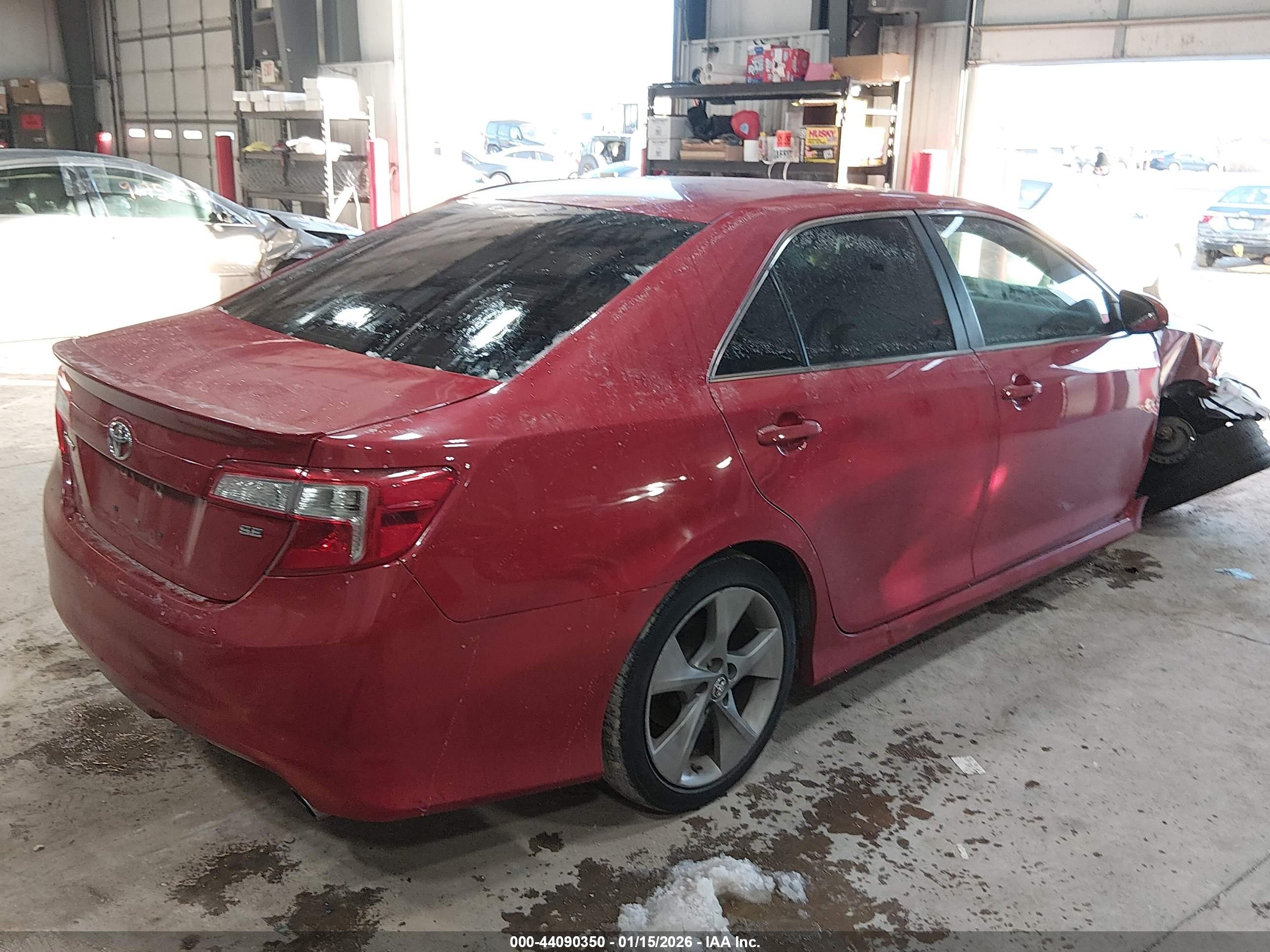 TOYOTA CAMRY image 4