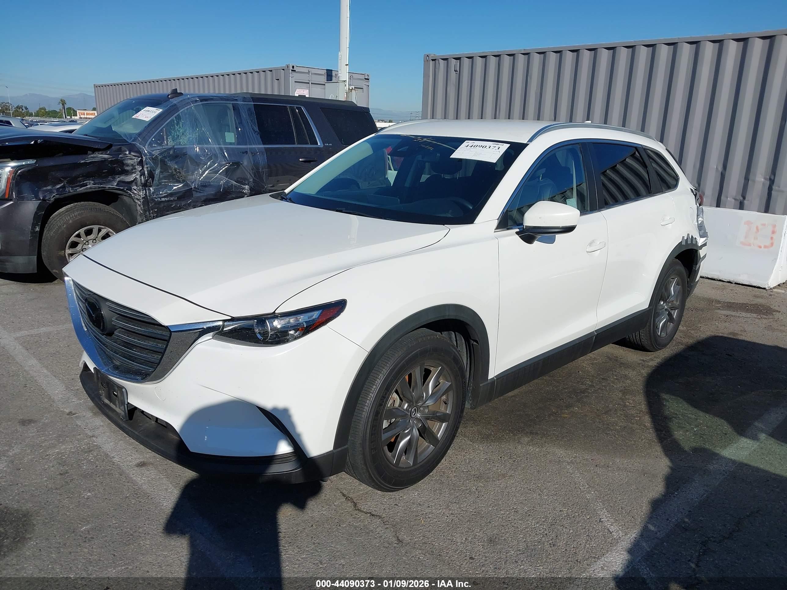 MAZDA CX-9 image 2