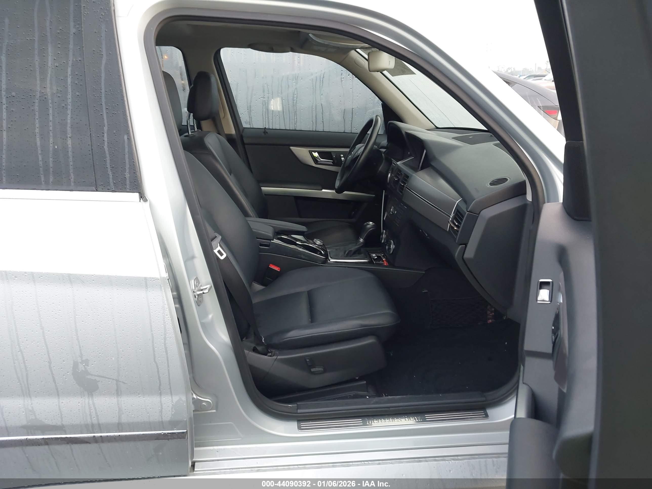 MERCEDES-BENZ GLK image 5
